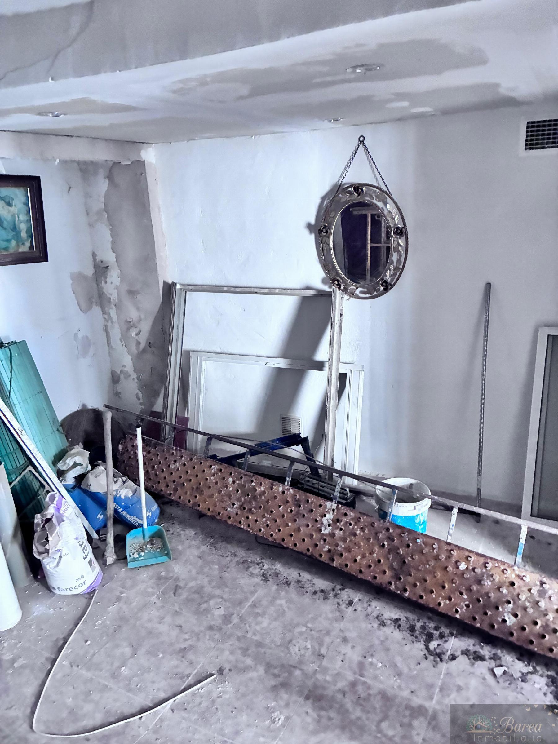 For sale of house in Rute