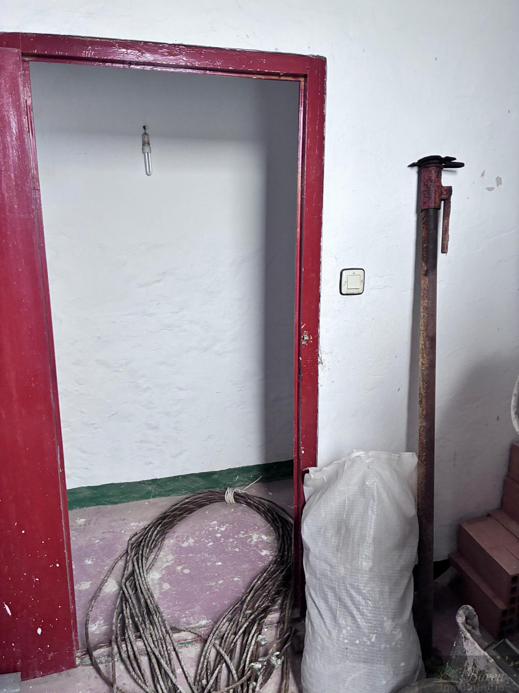 For sale of house in Rute