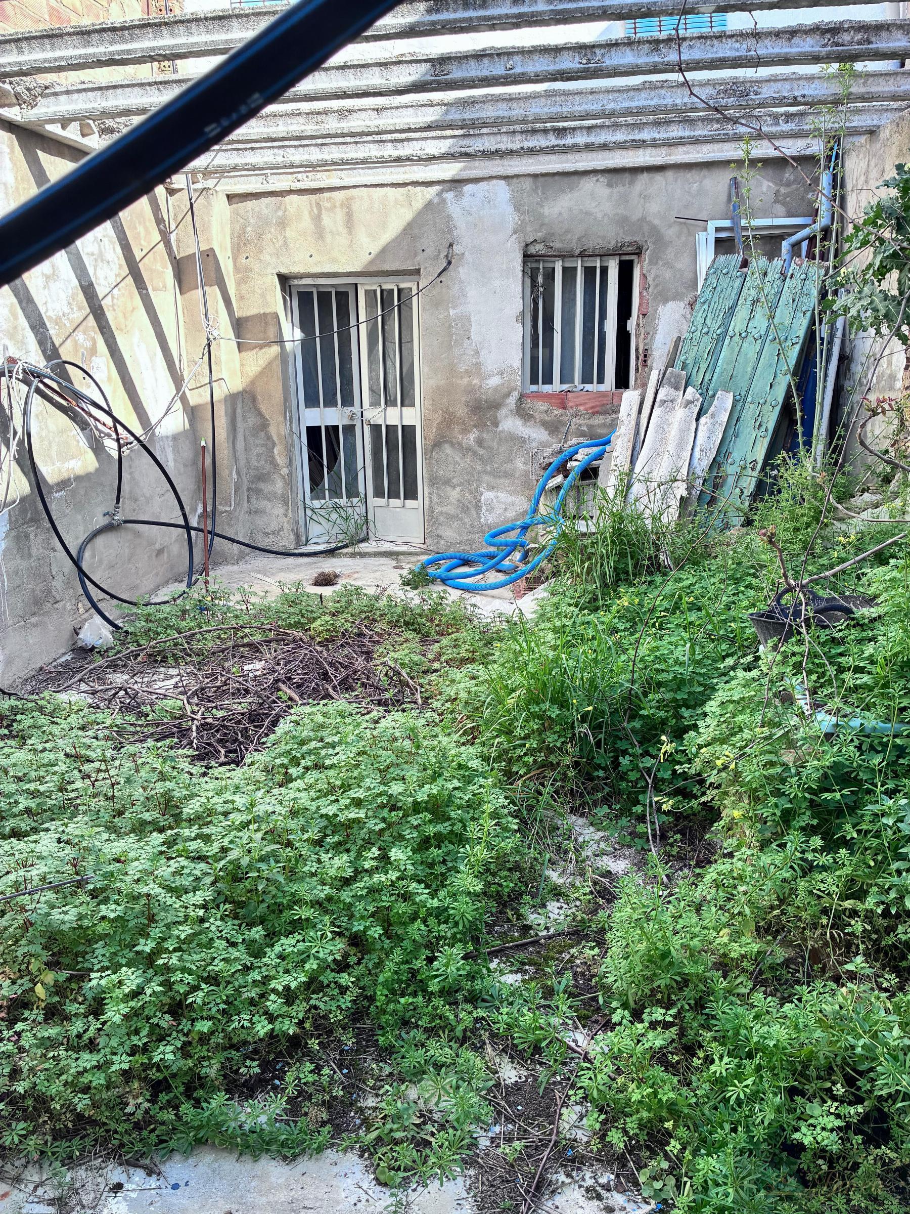 For sale of house in Rute