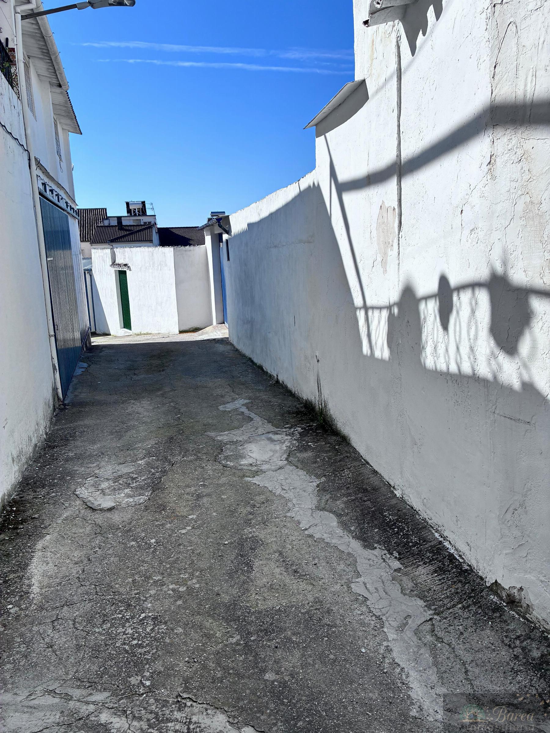 For sale of house in Rute