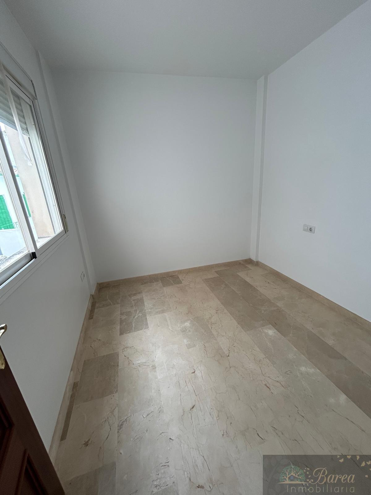 For sale of flat in Rute