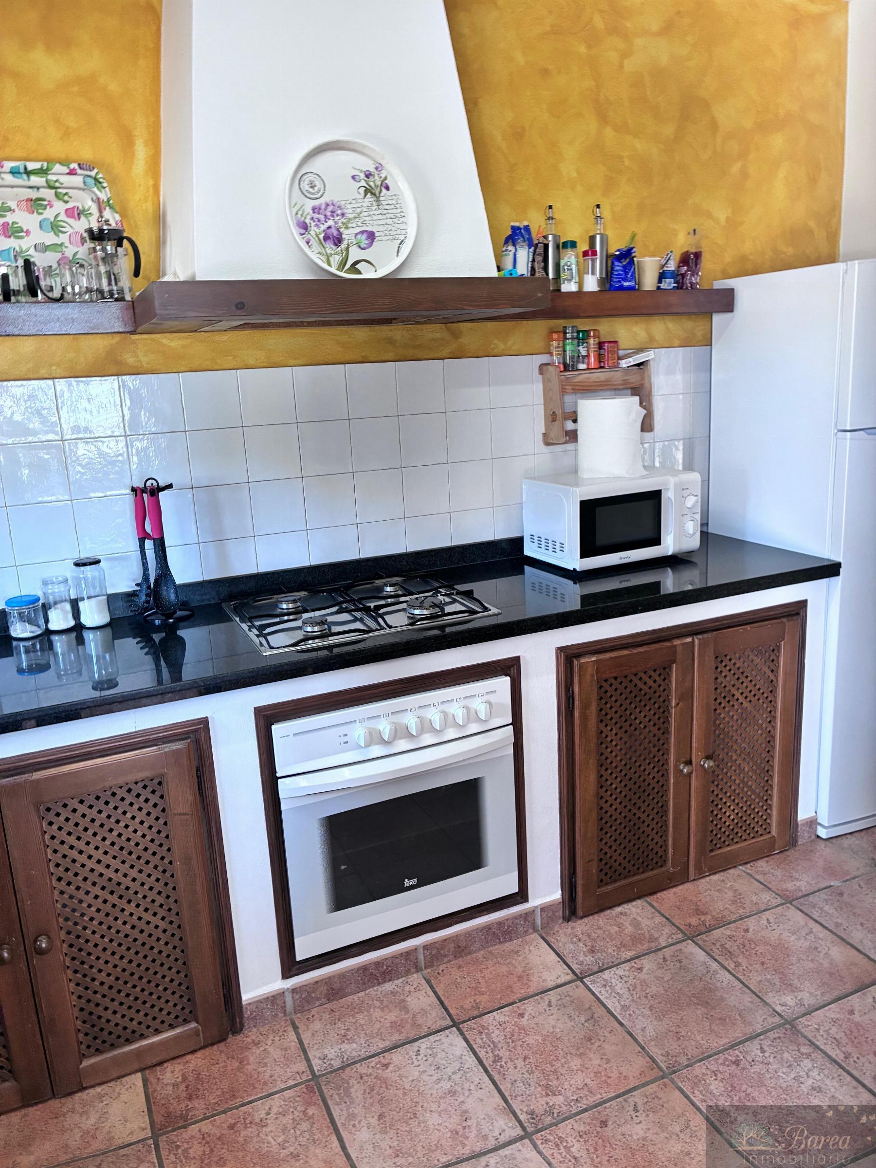 Venta de casa en Iznájar