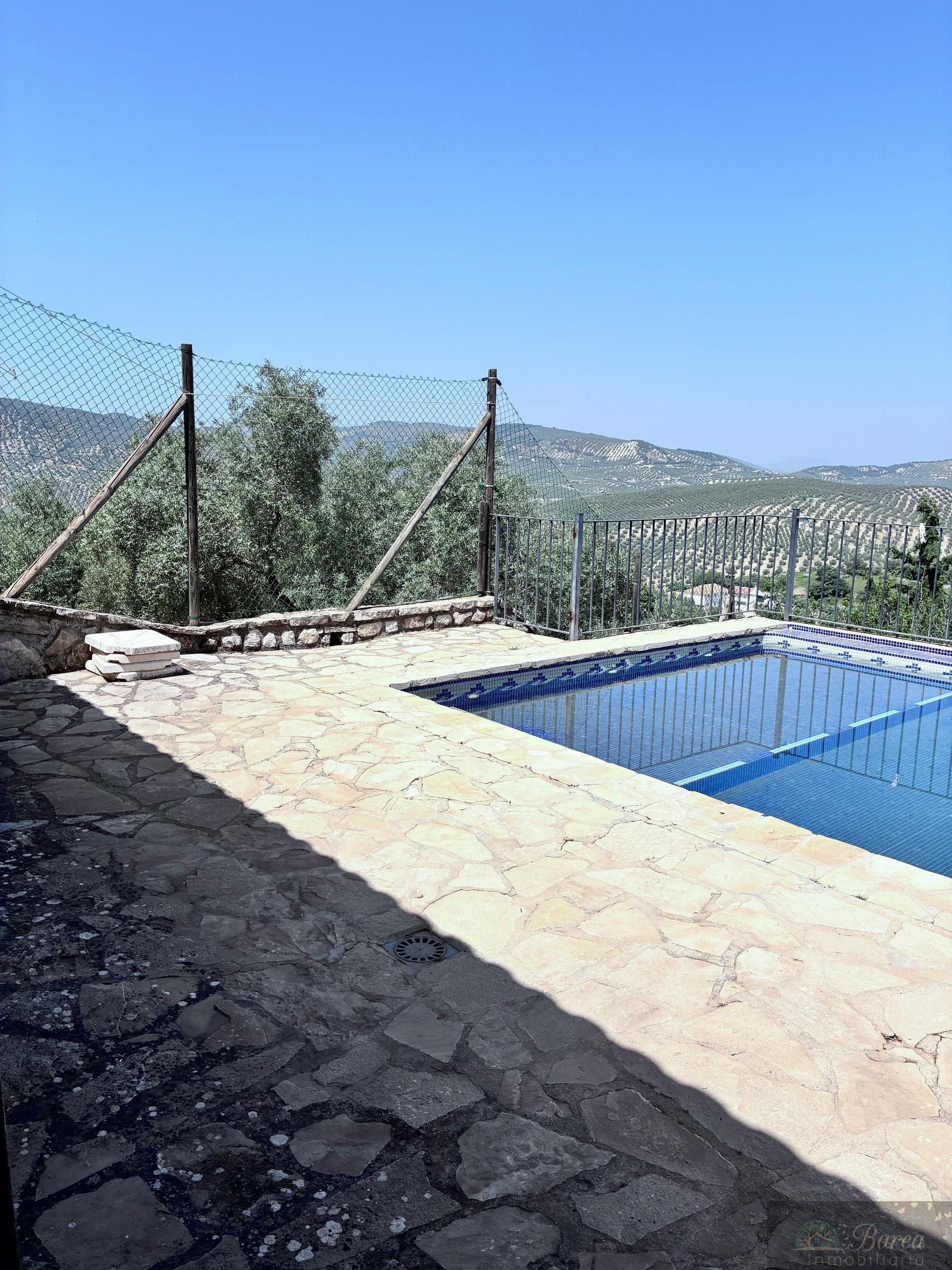 Venta de casa en Iznájar