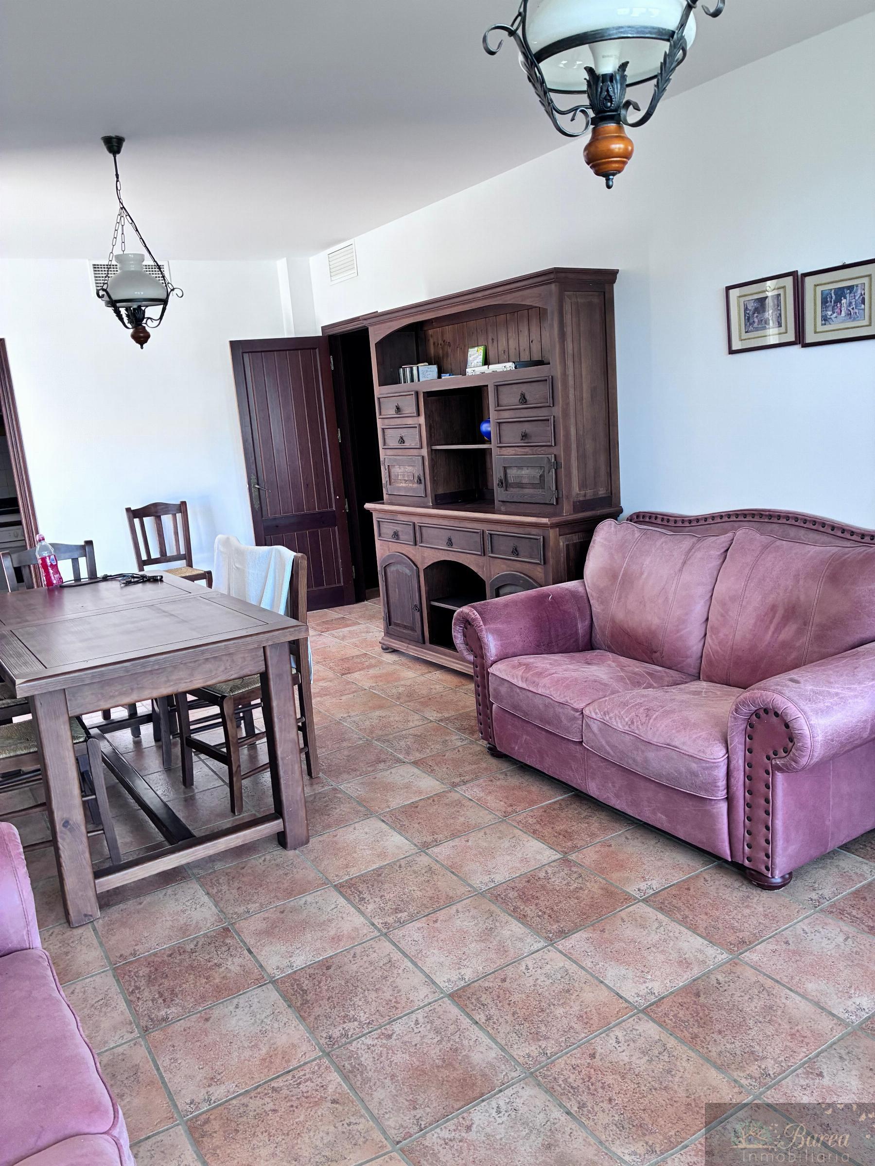 Venta de casa en Iznájar