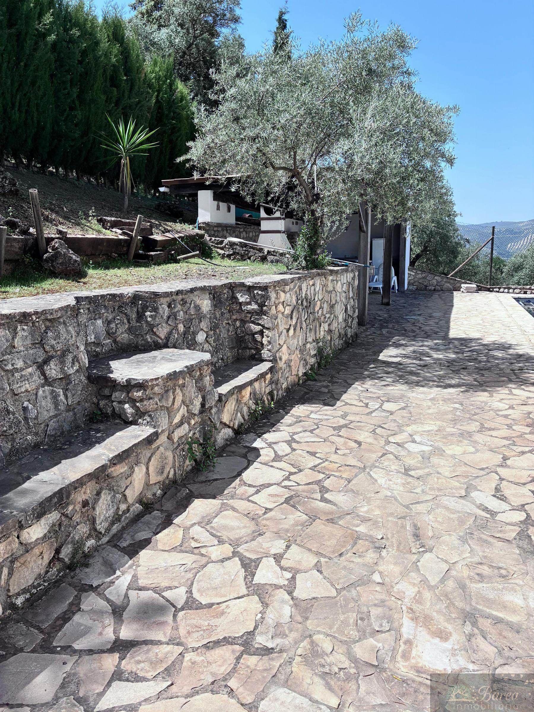 Venta de casa en Iznájar