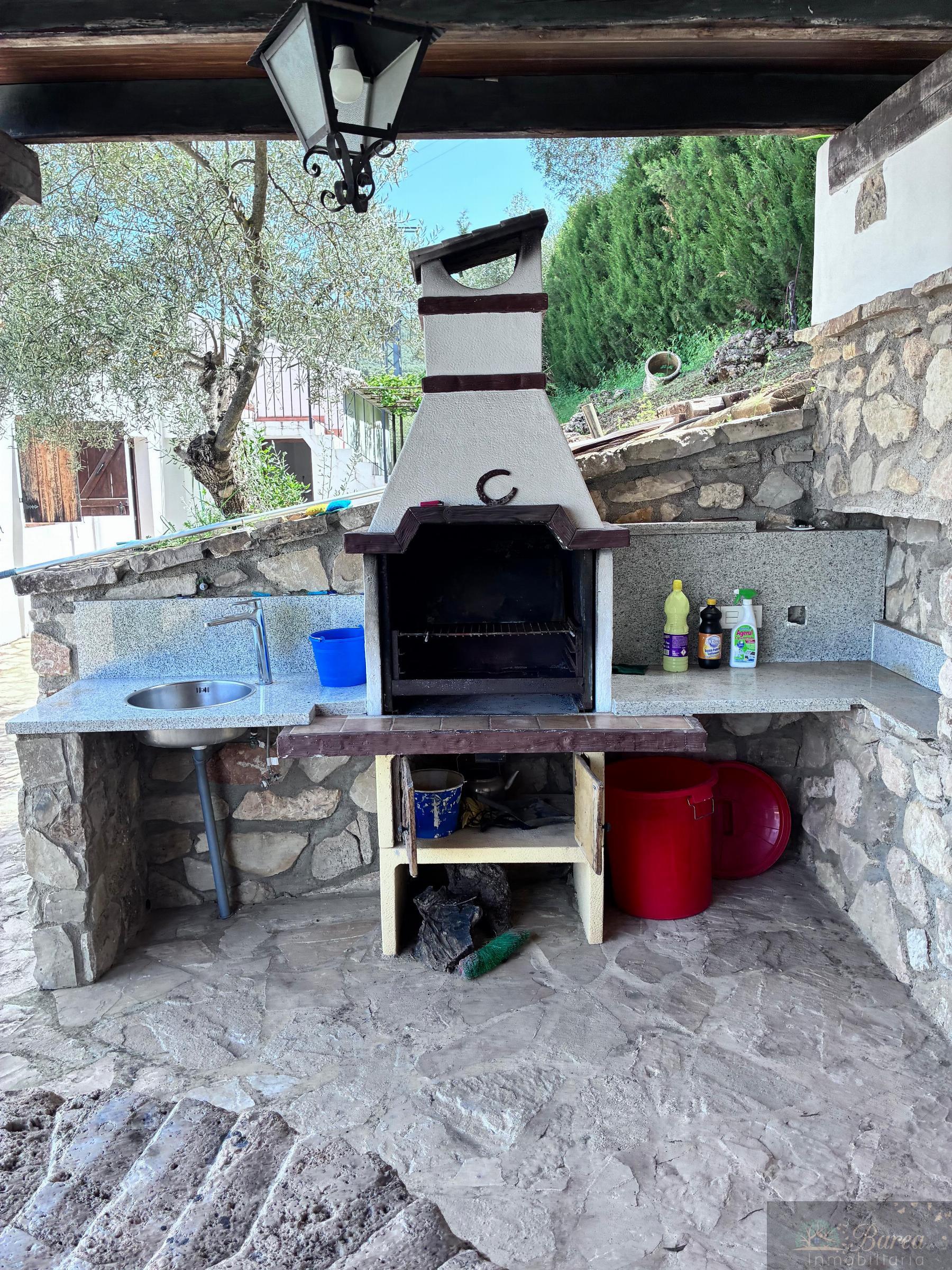 Venta de casa en Iznájar