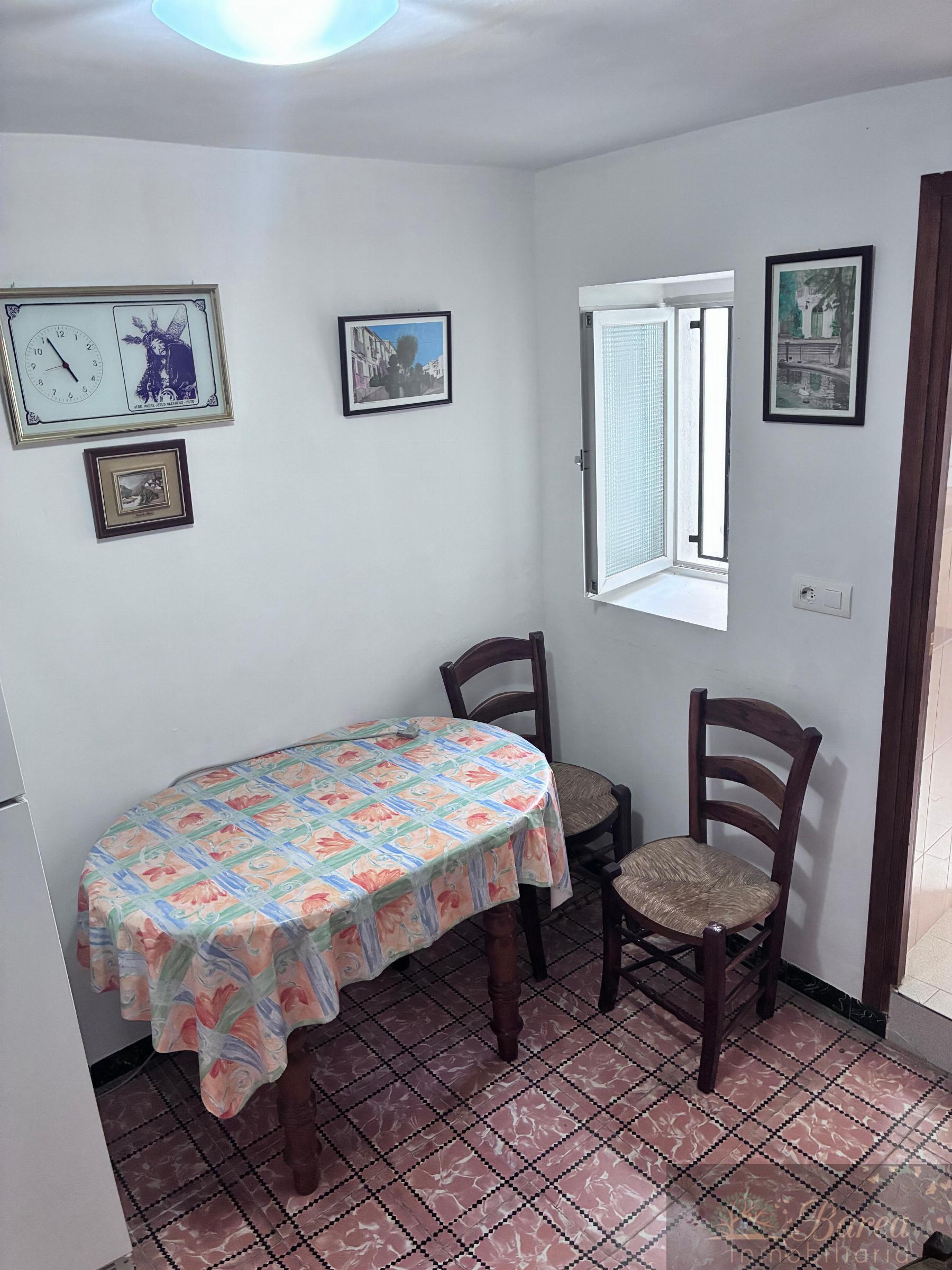 Venta de casa en Rute