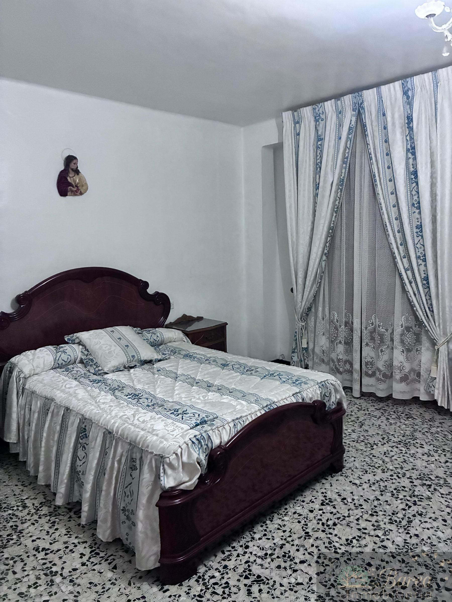 Venta de casa en Rute