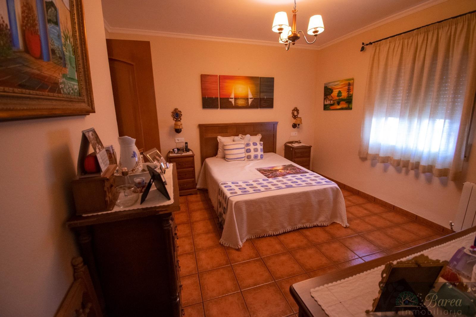 Venta de casa en Rute