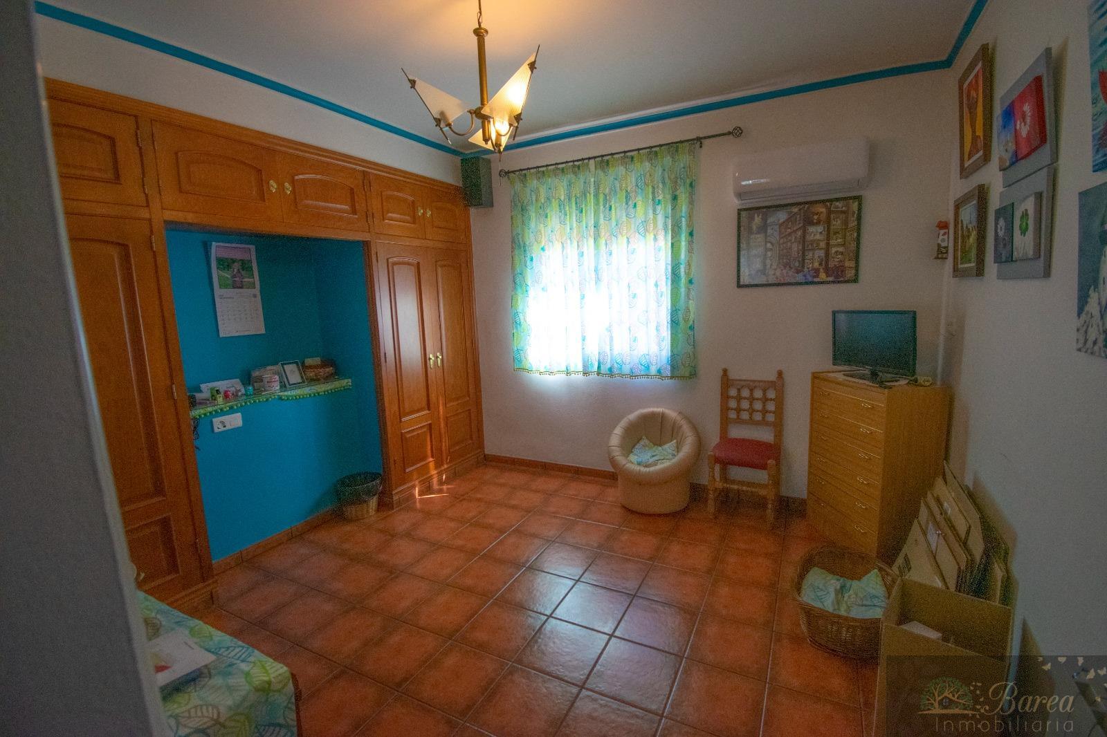 Venta de casa en Rute