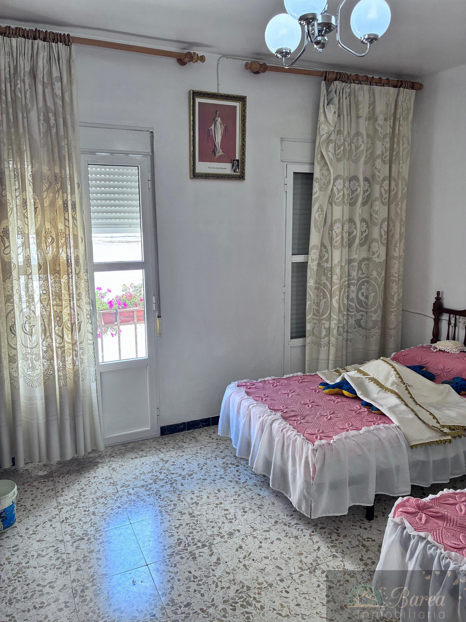 Venta de casa en Rute