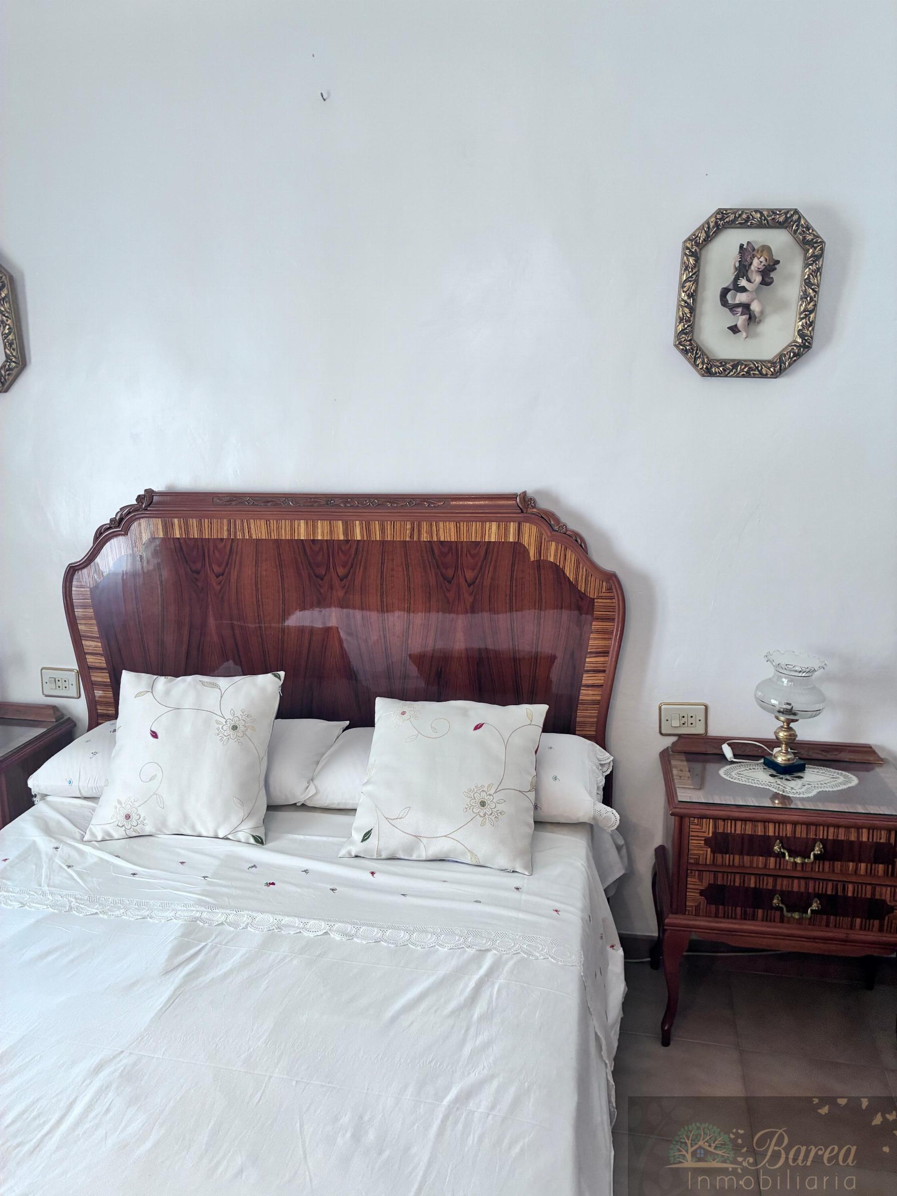 Venta de casa en Rute