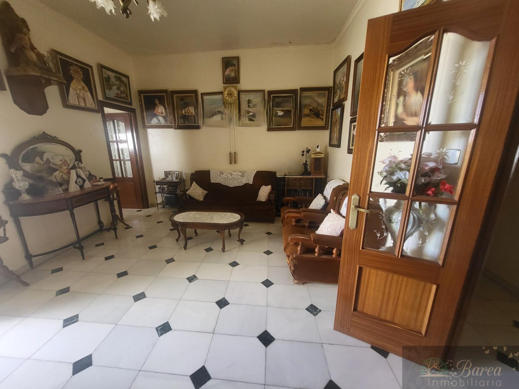 Venta de casa en Rute
