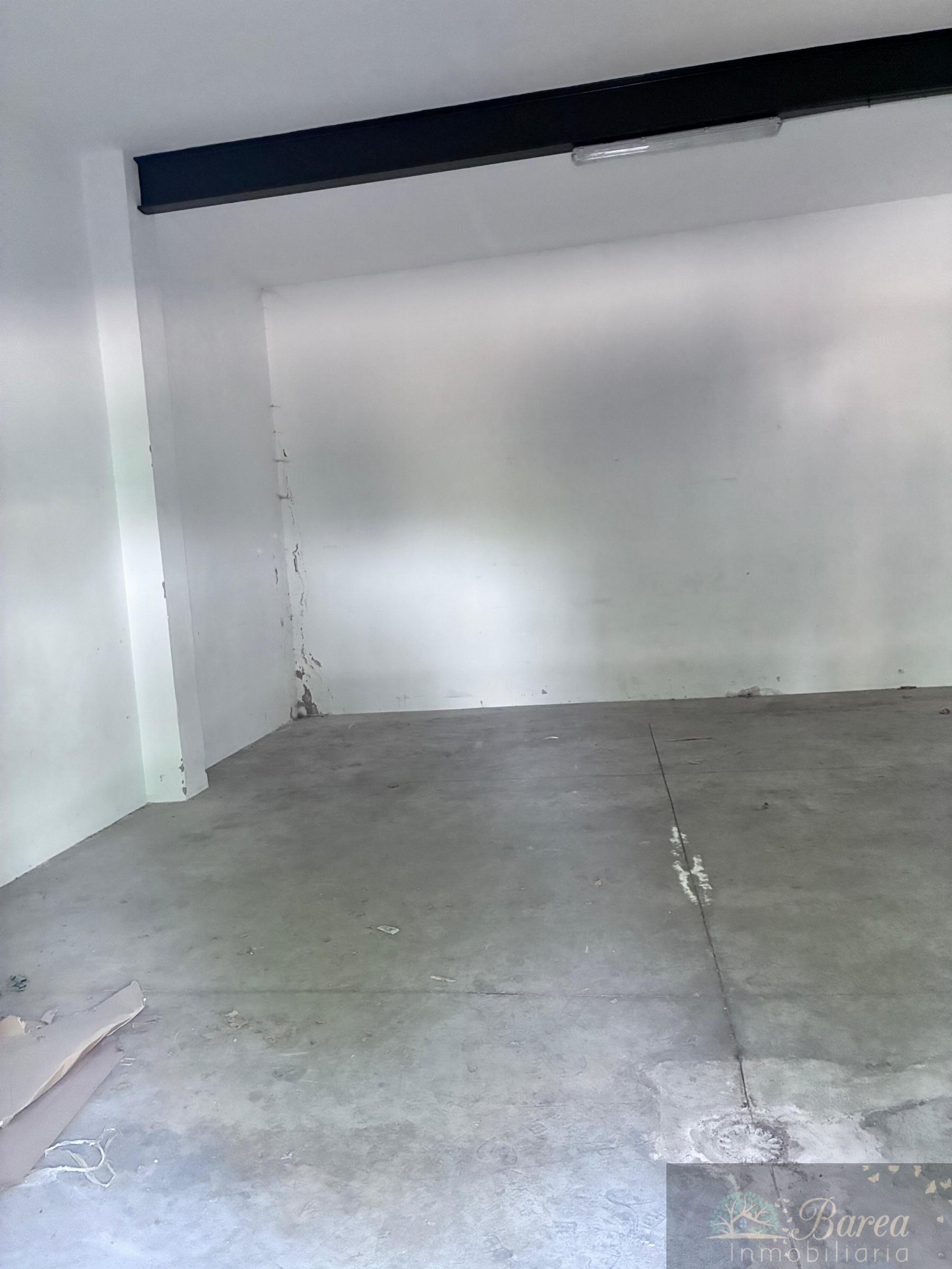 Venta de garaje en Rute