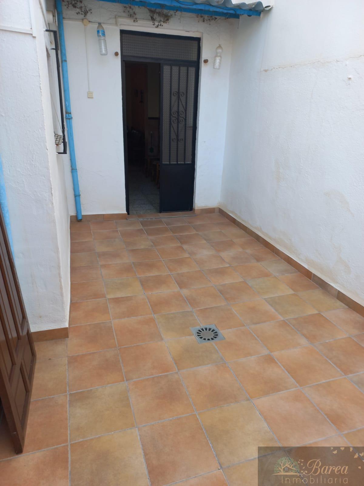 For sale of house in Rute