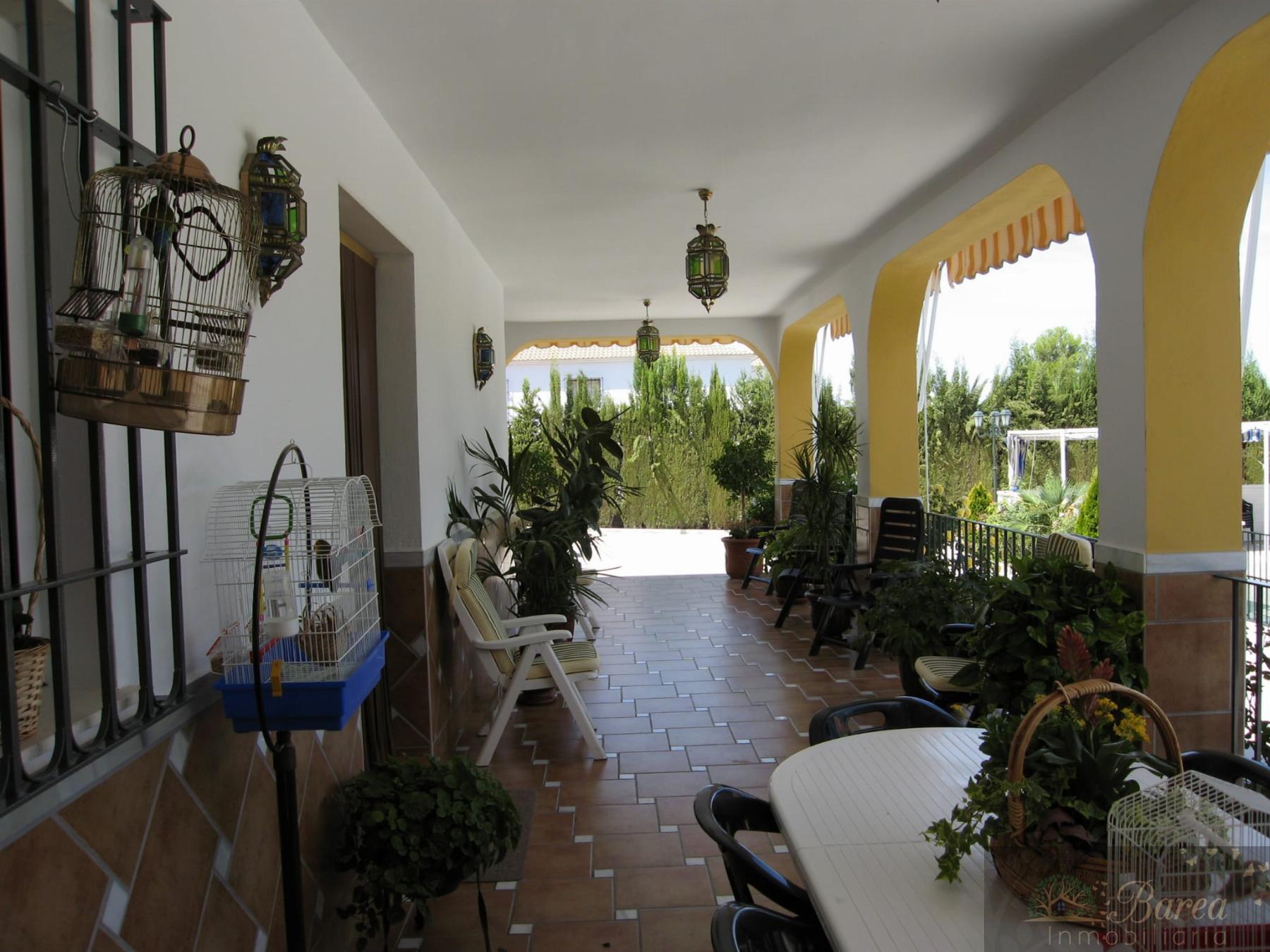 Venta de casa en Lucena