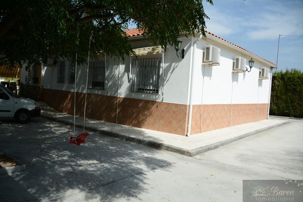 Venta de casa en Lucena