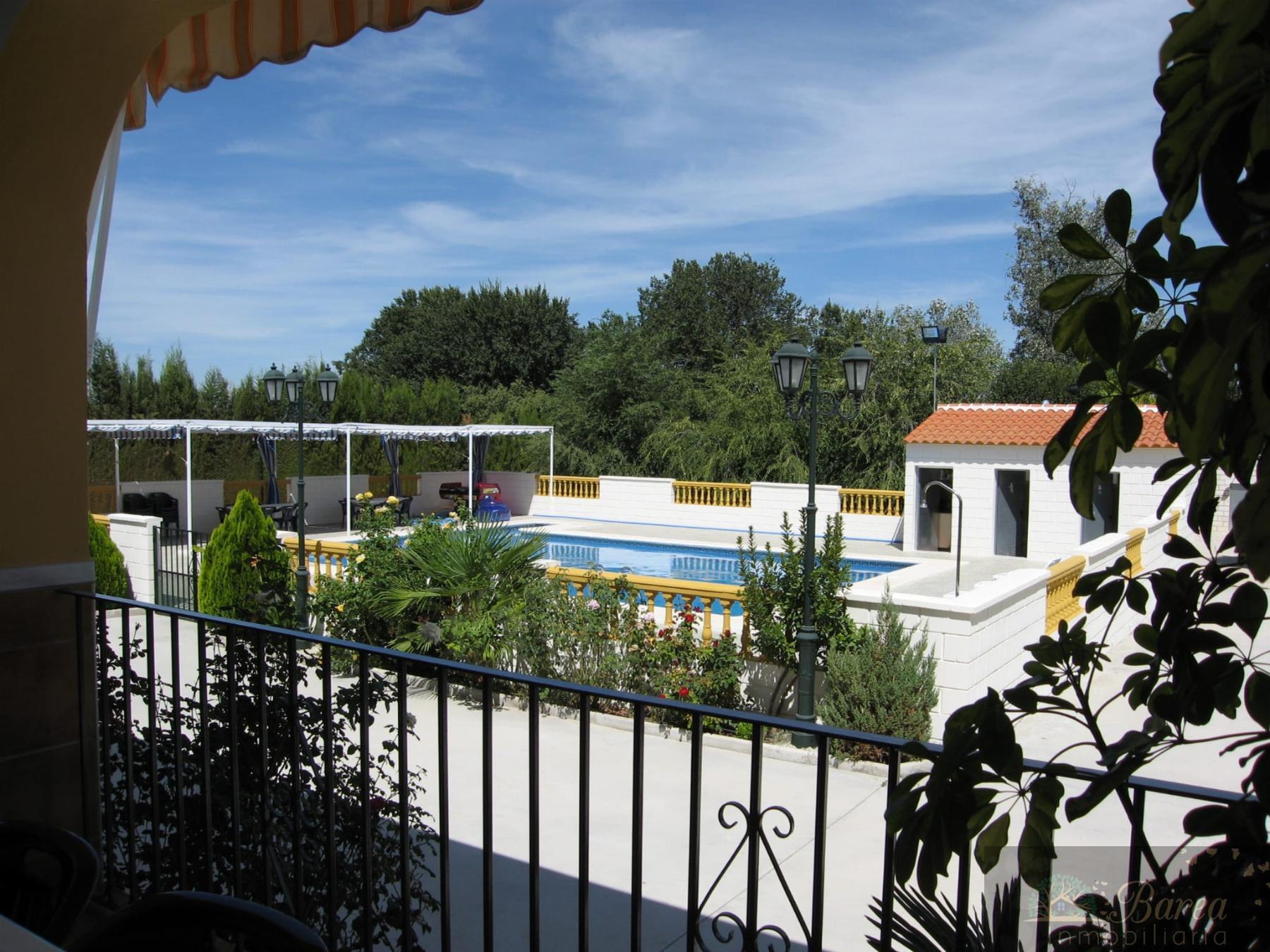 Venta de casa en Lucena