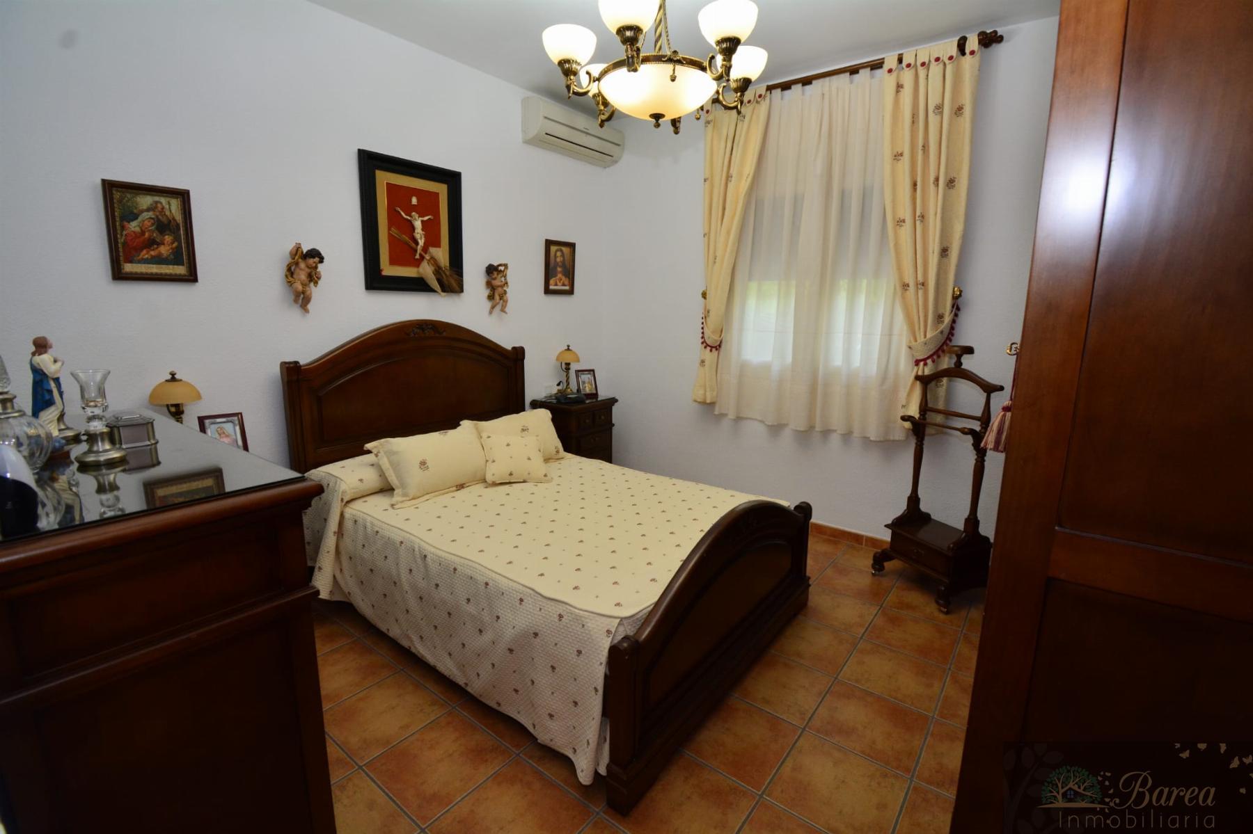 Venta de casa en Lucena