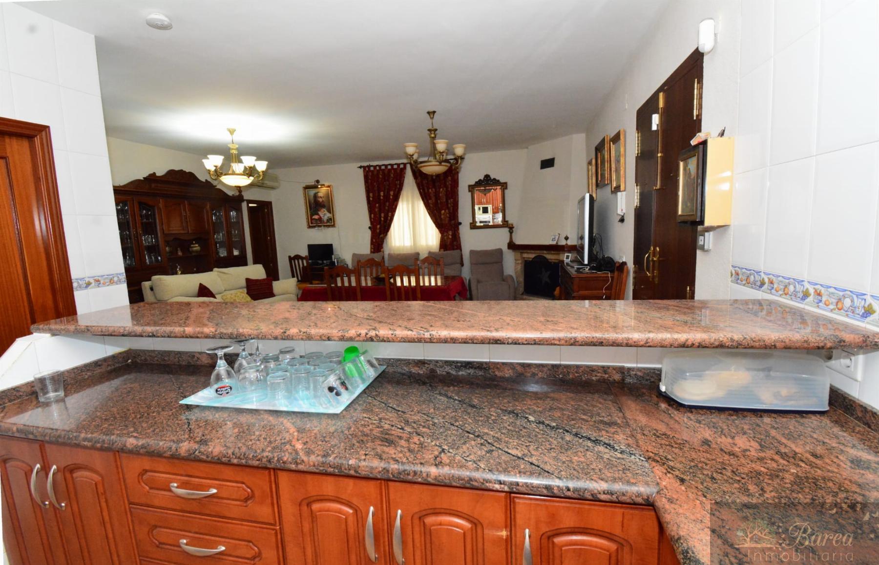 Venta de casa en Lucena