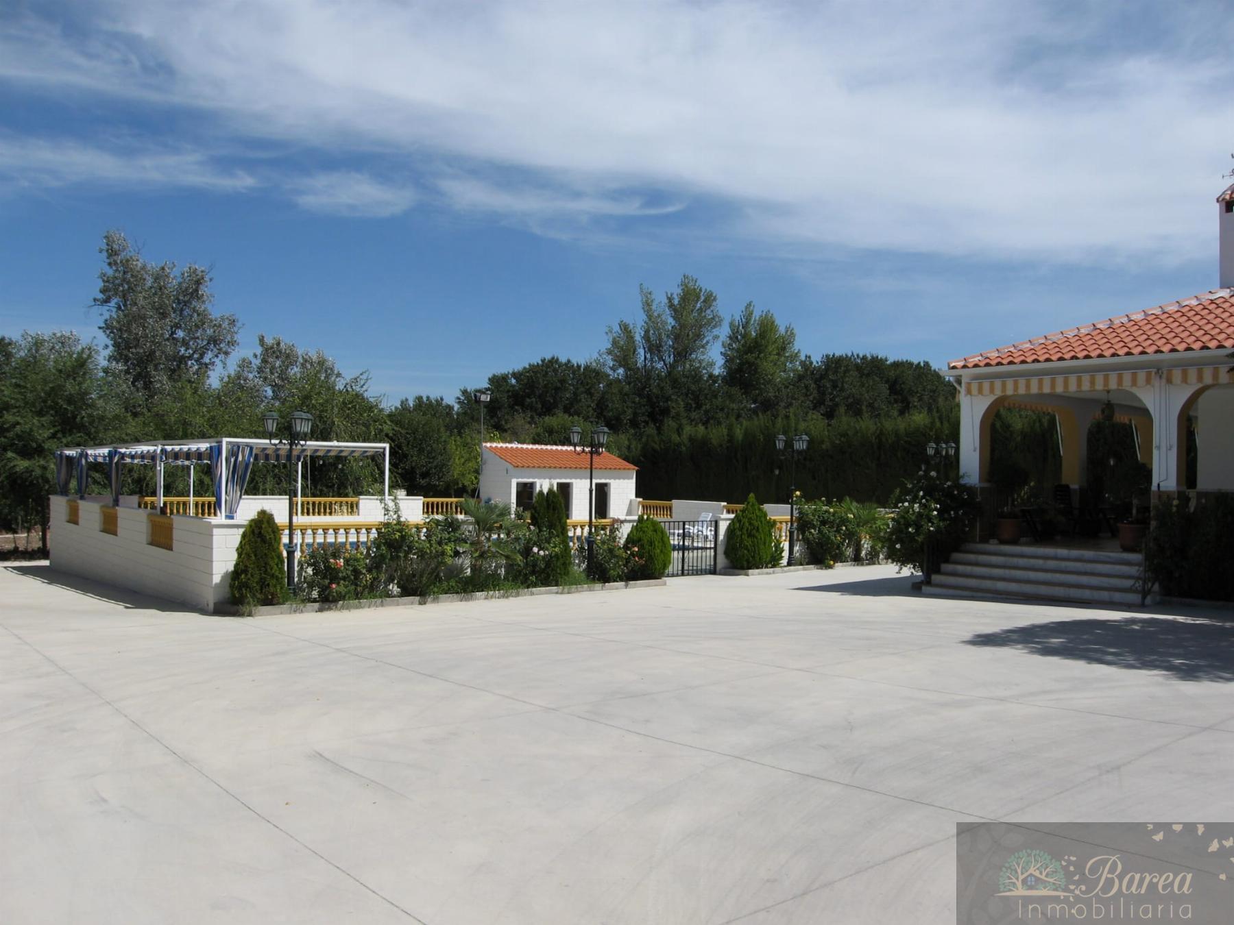 Venta de casa en Lucena