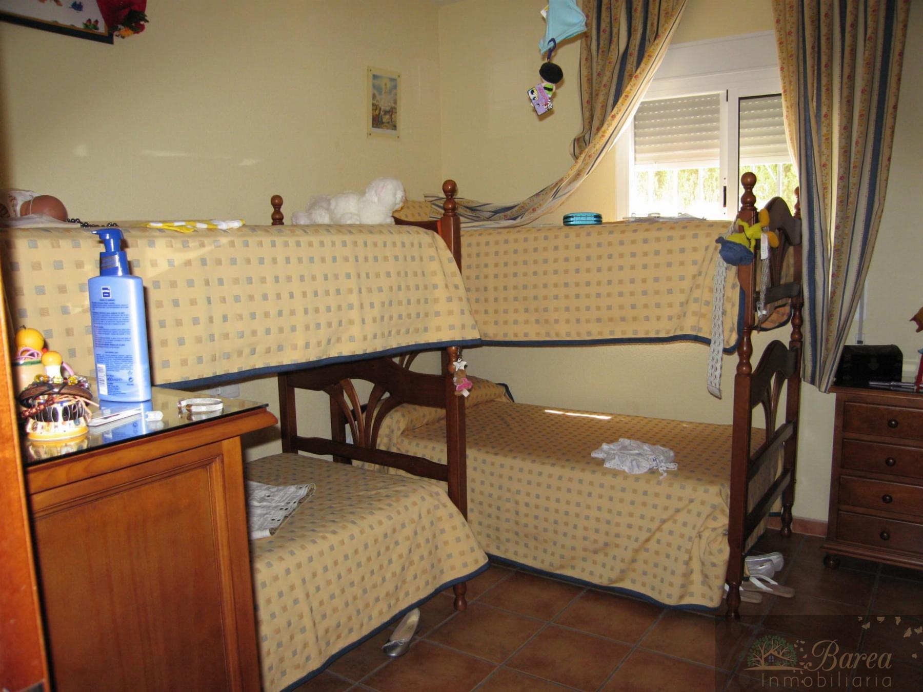 Venta de casa en Lucena