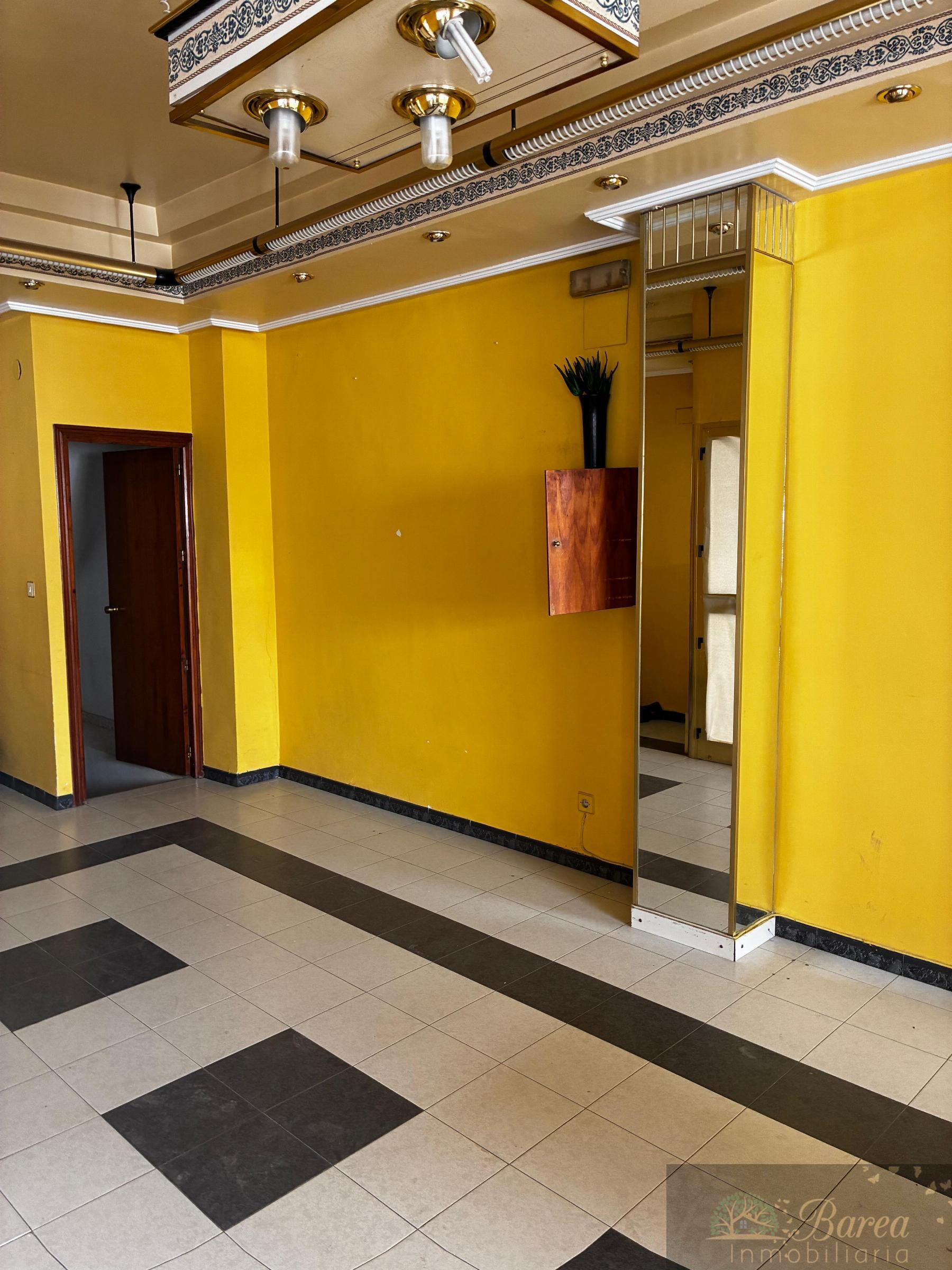 Venta de local en Rute