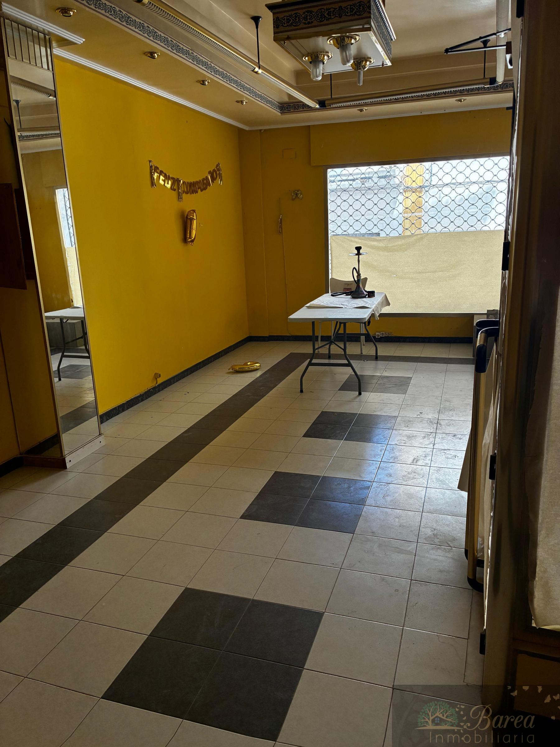 Venta de local en Rute