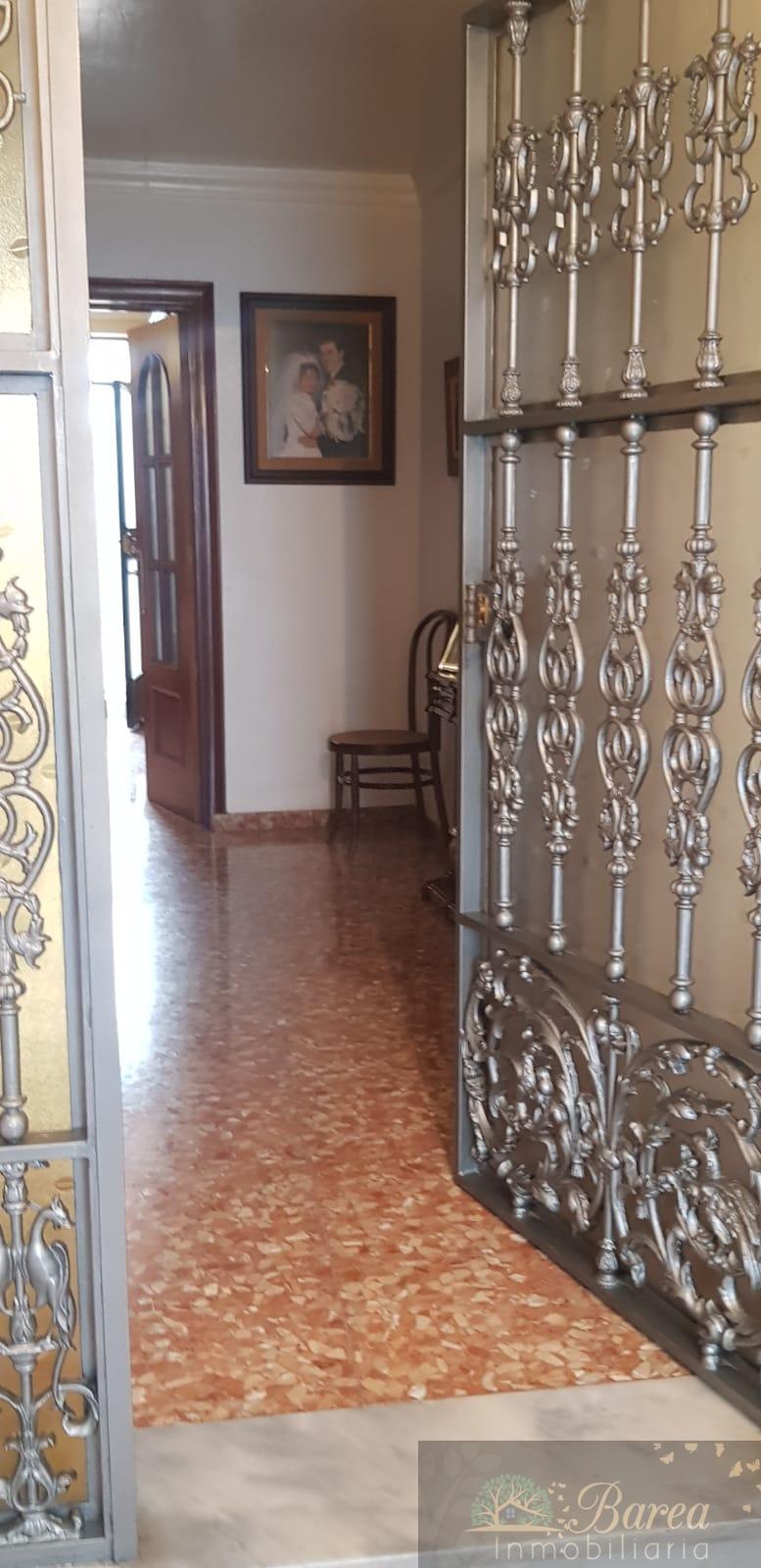 For sale of house in Rute