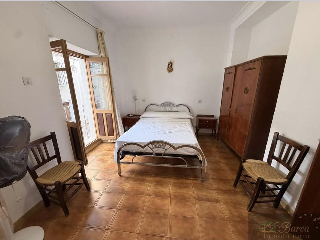 Venta de casa en Iznájar