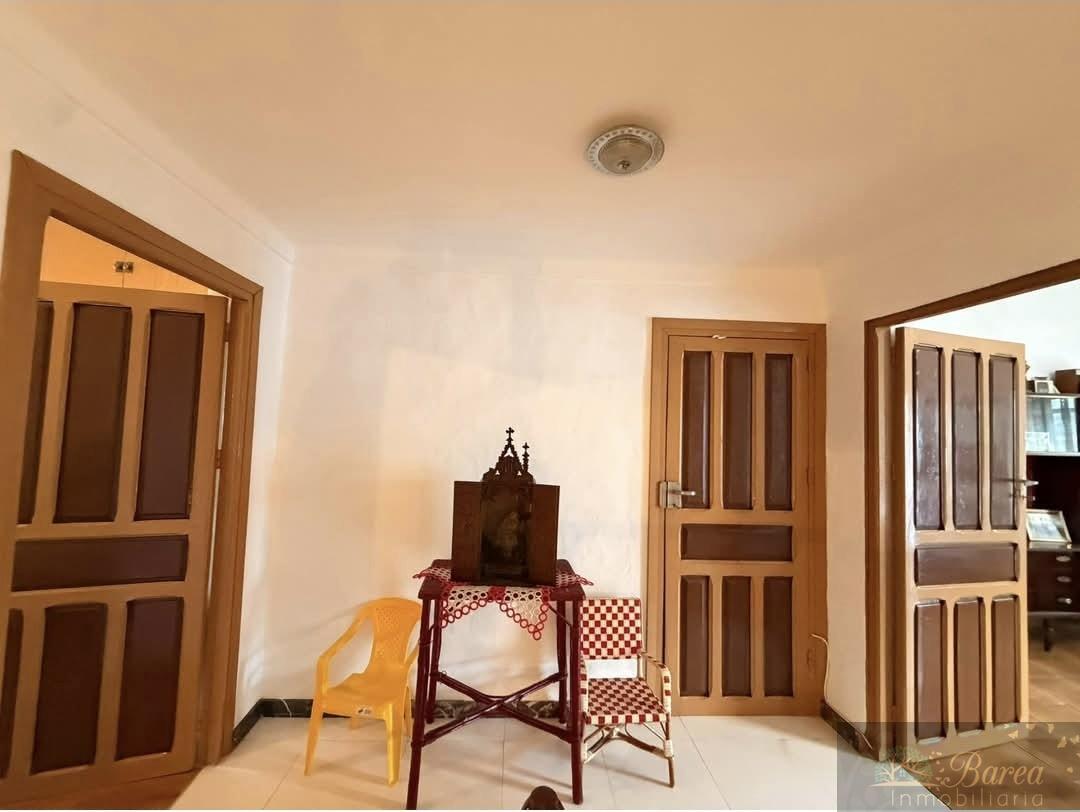 Venta de casa en Iznájar