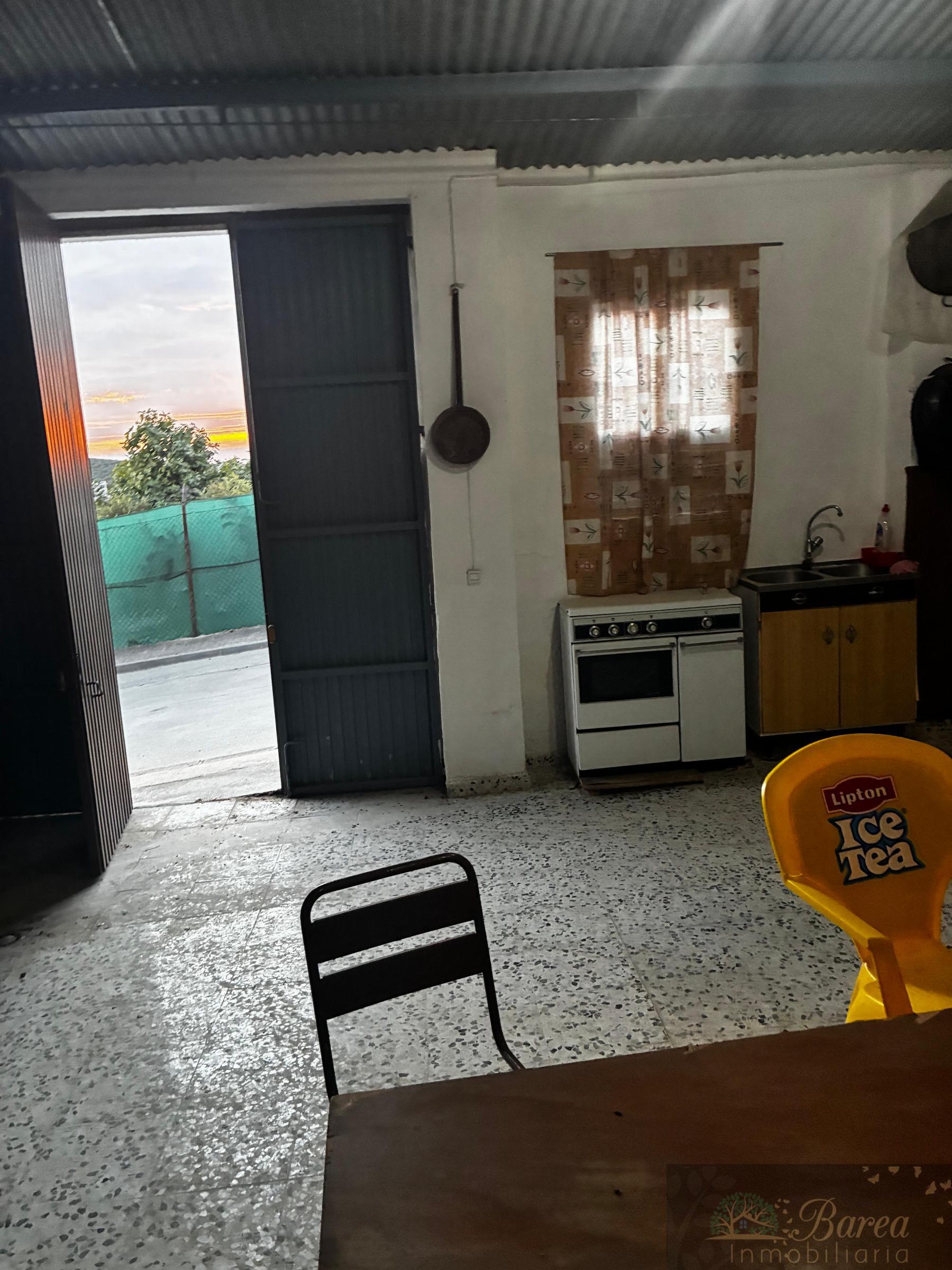 Venta de garaje en Rute