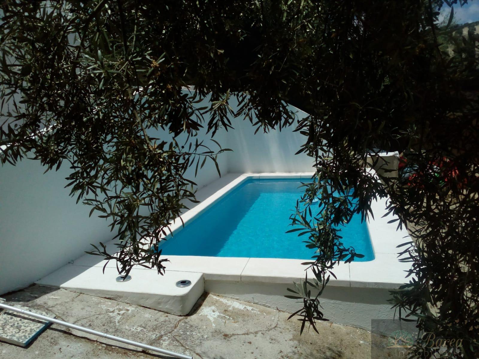 Venta de casa en Iznájar