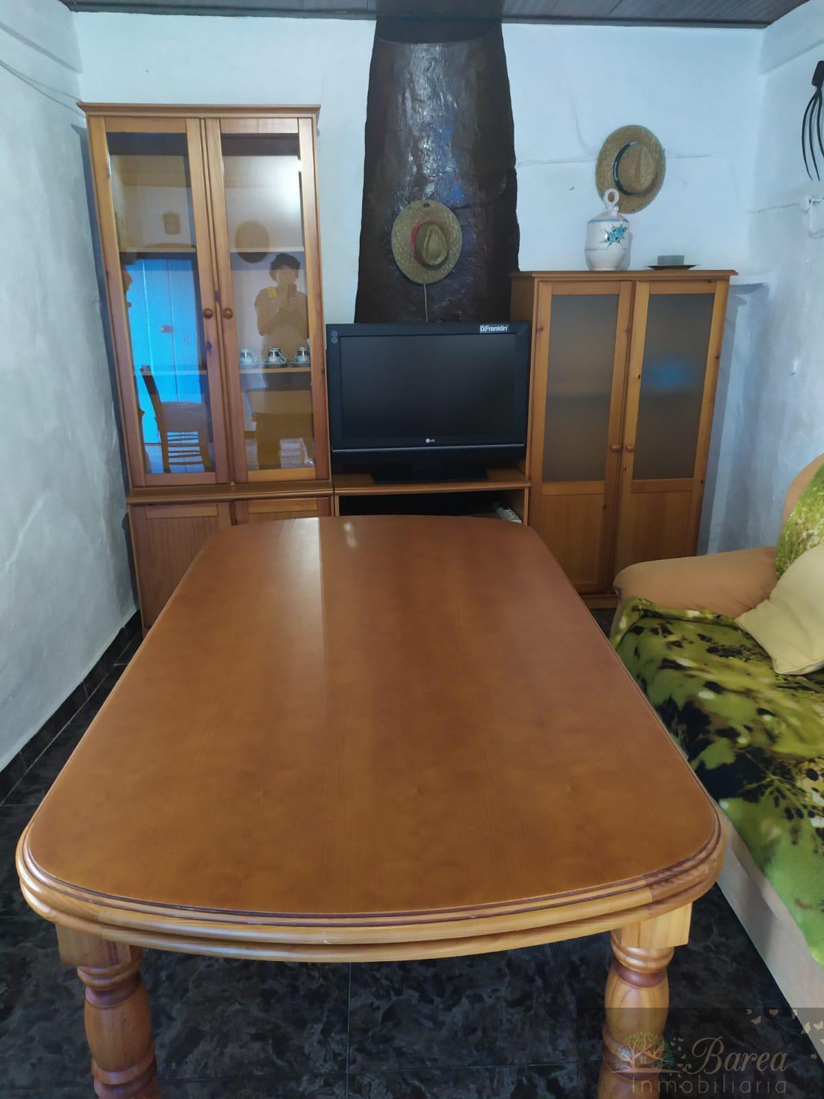 Venta de casa en Iznájar