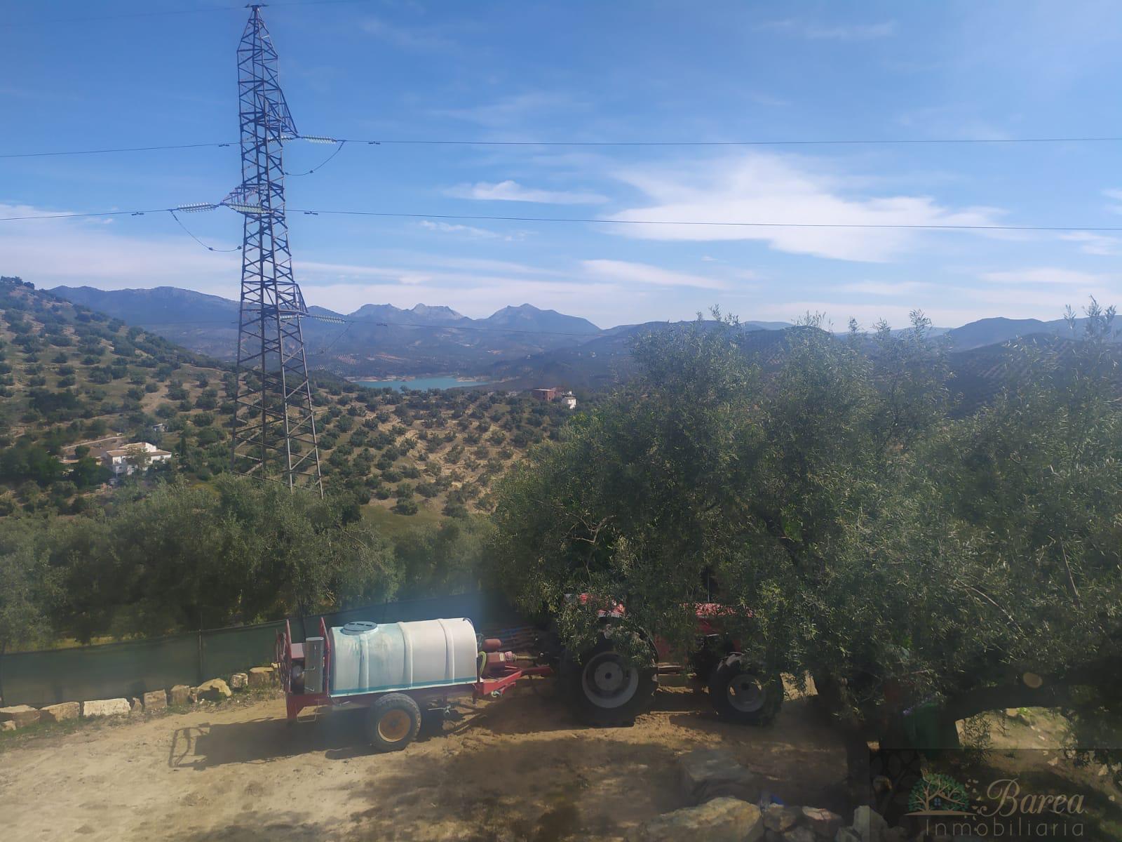 Venta de casa en Iznájar