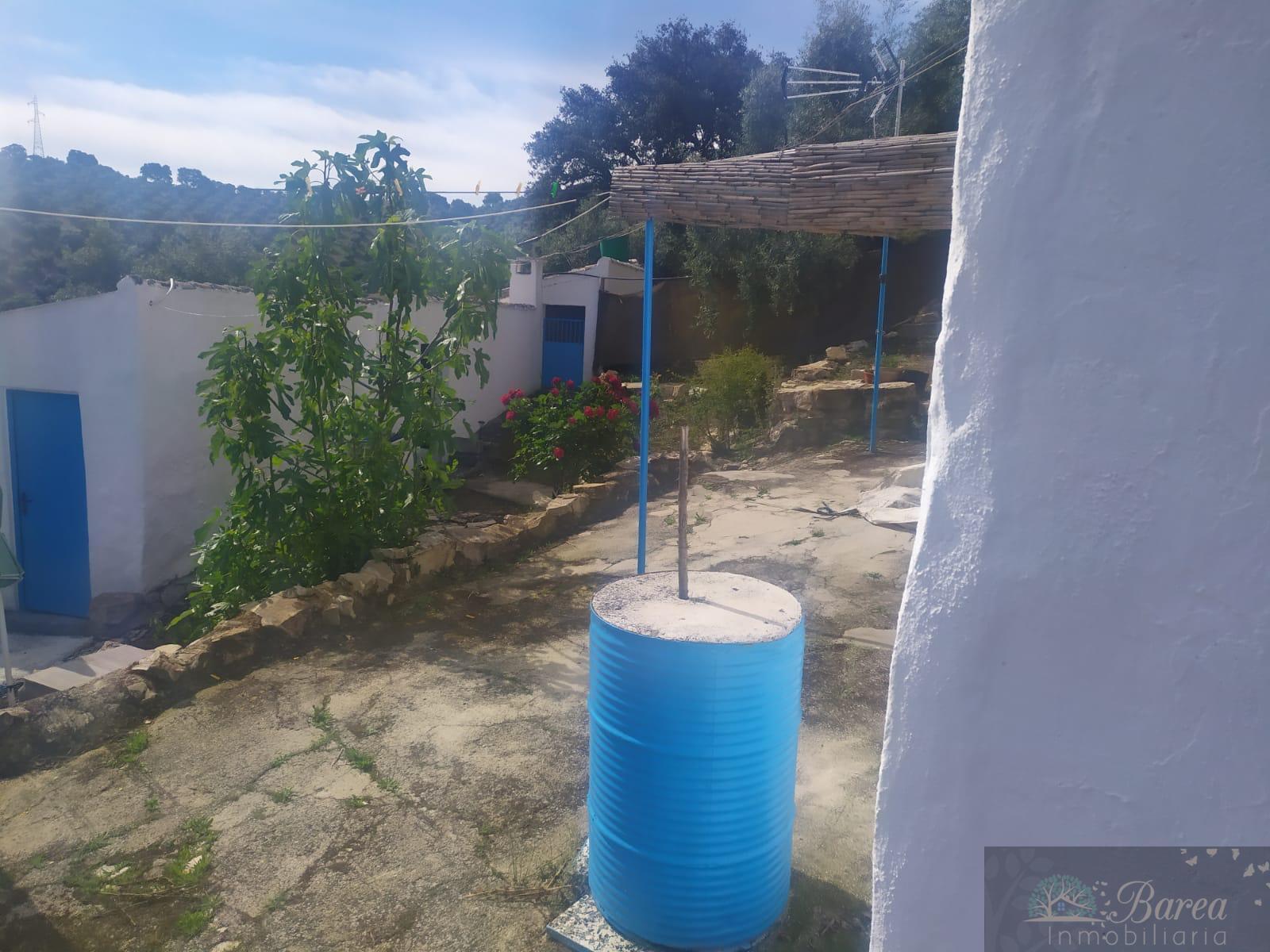 Venta de casa en Iznájar