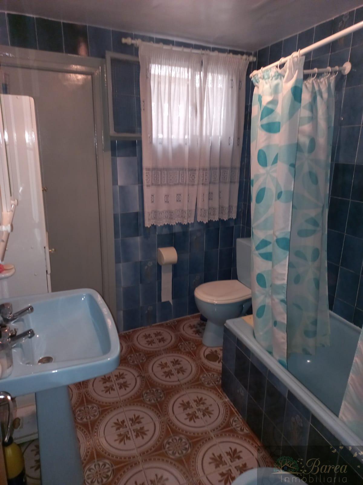 For sale of house in Rute