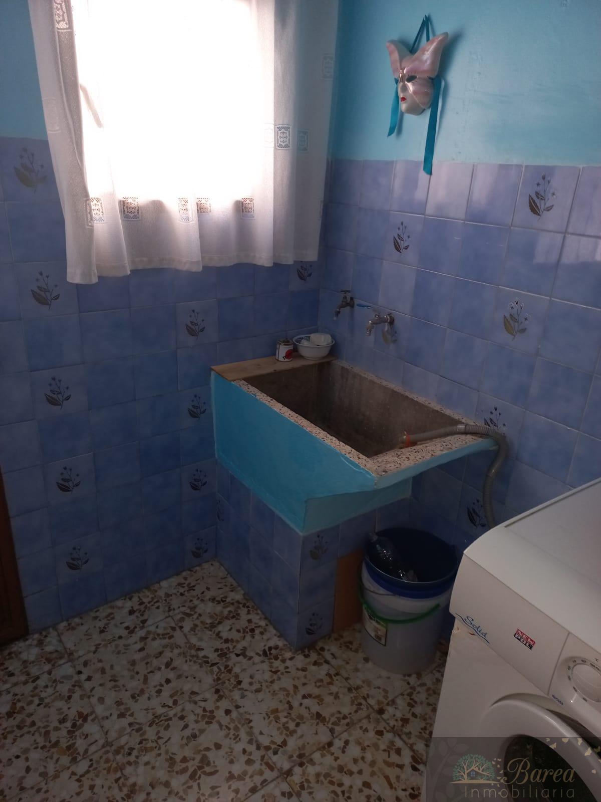 For sale of house in Rute