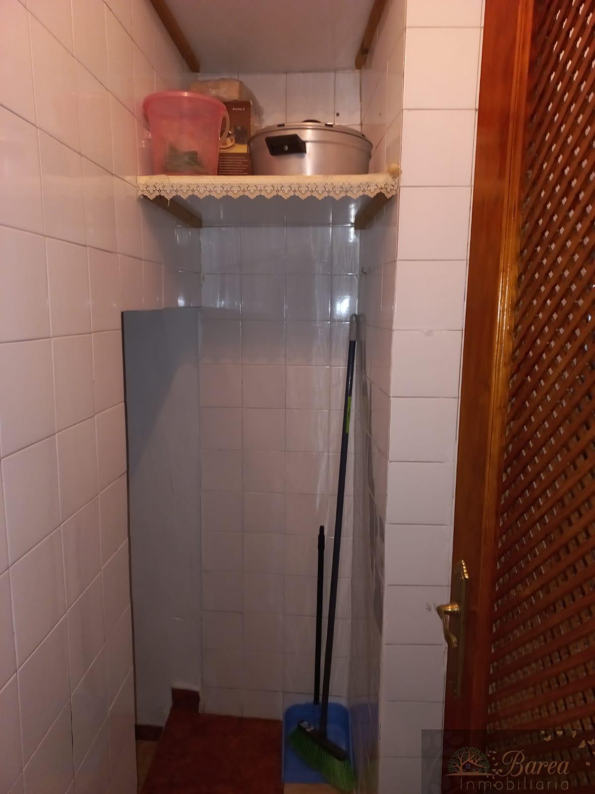 For sale of house in Rute