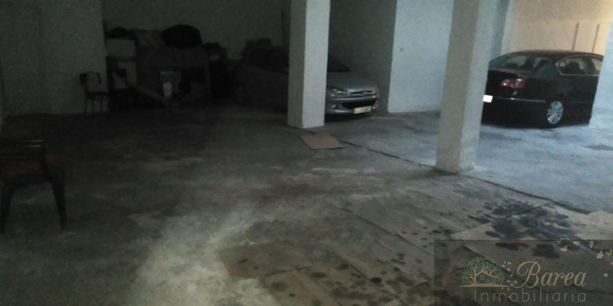 For sale of garage in Rute