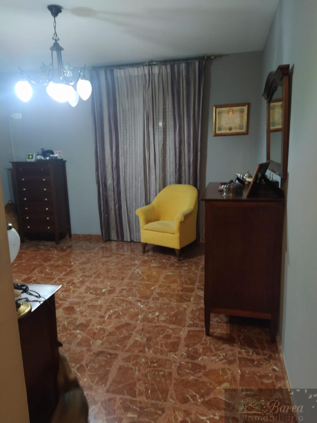 For sale of house in Rute