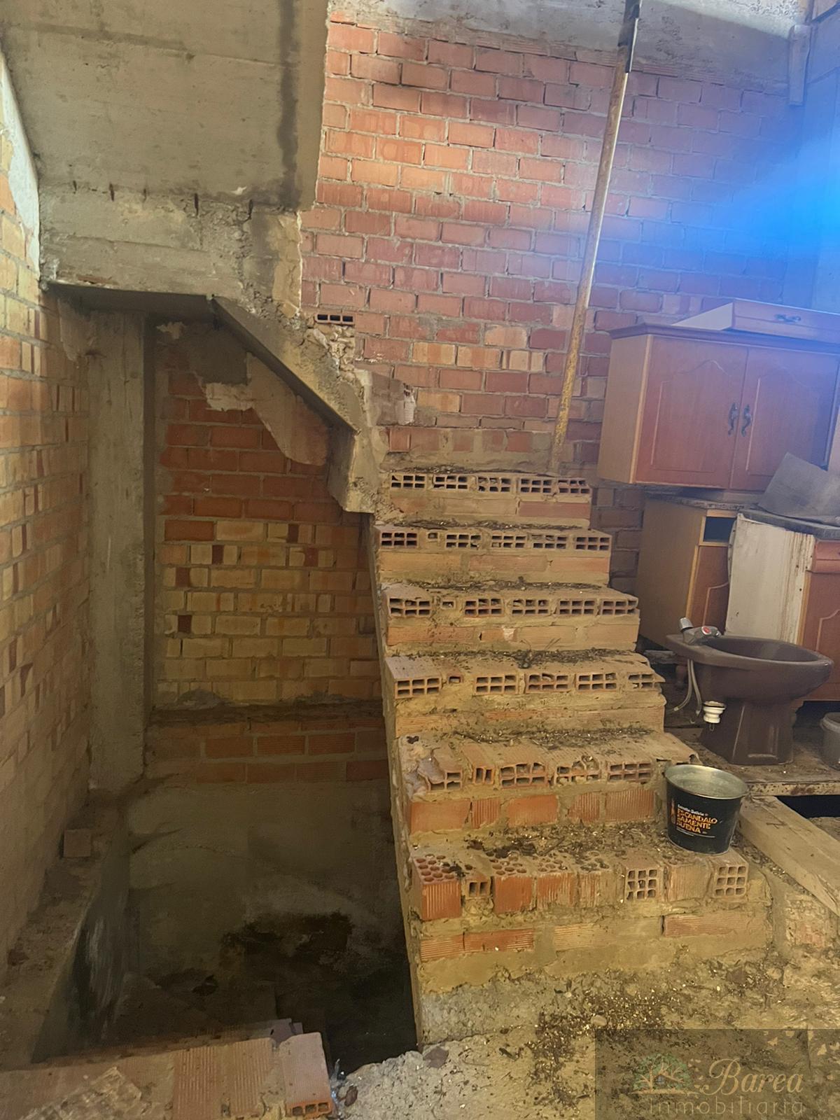 Vendita di casa in Rute