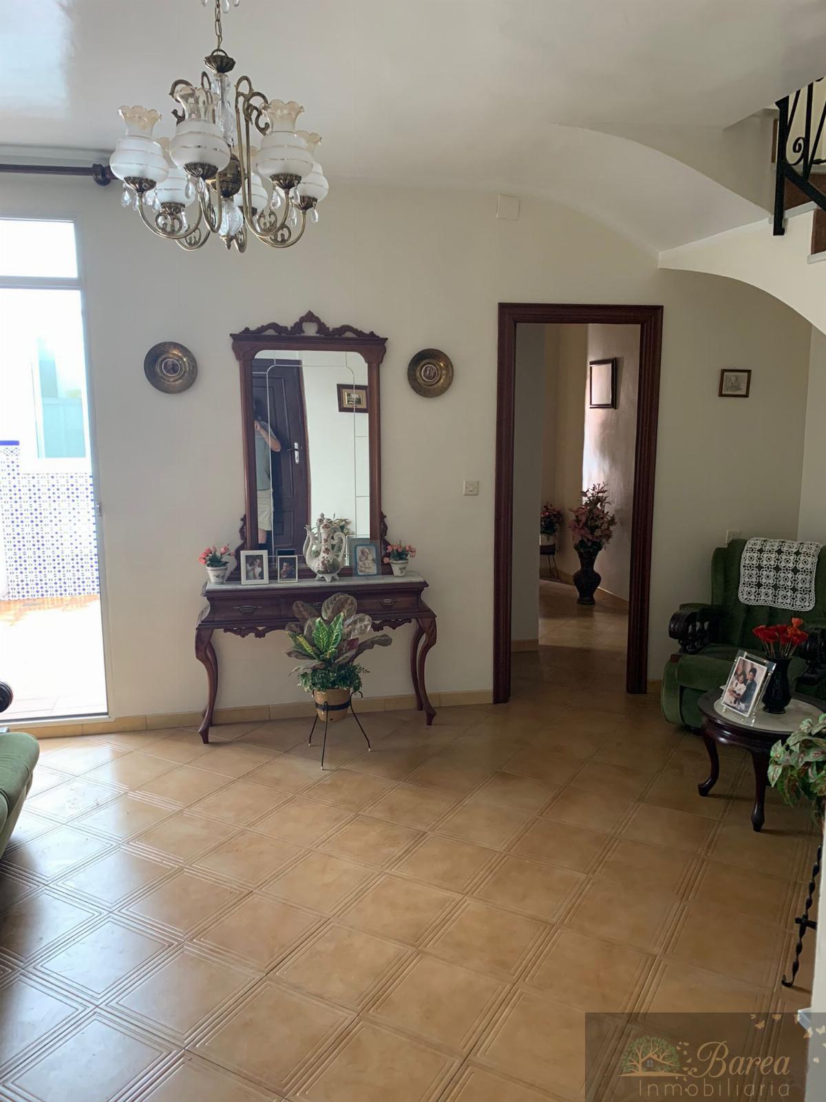 For sale of house in Rute