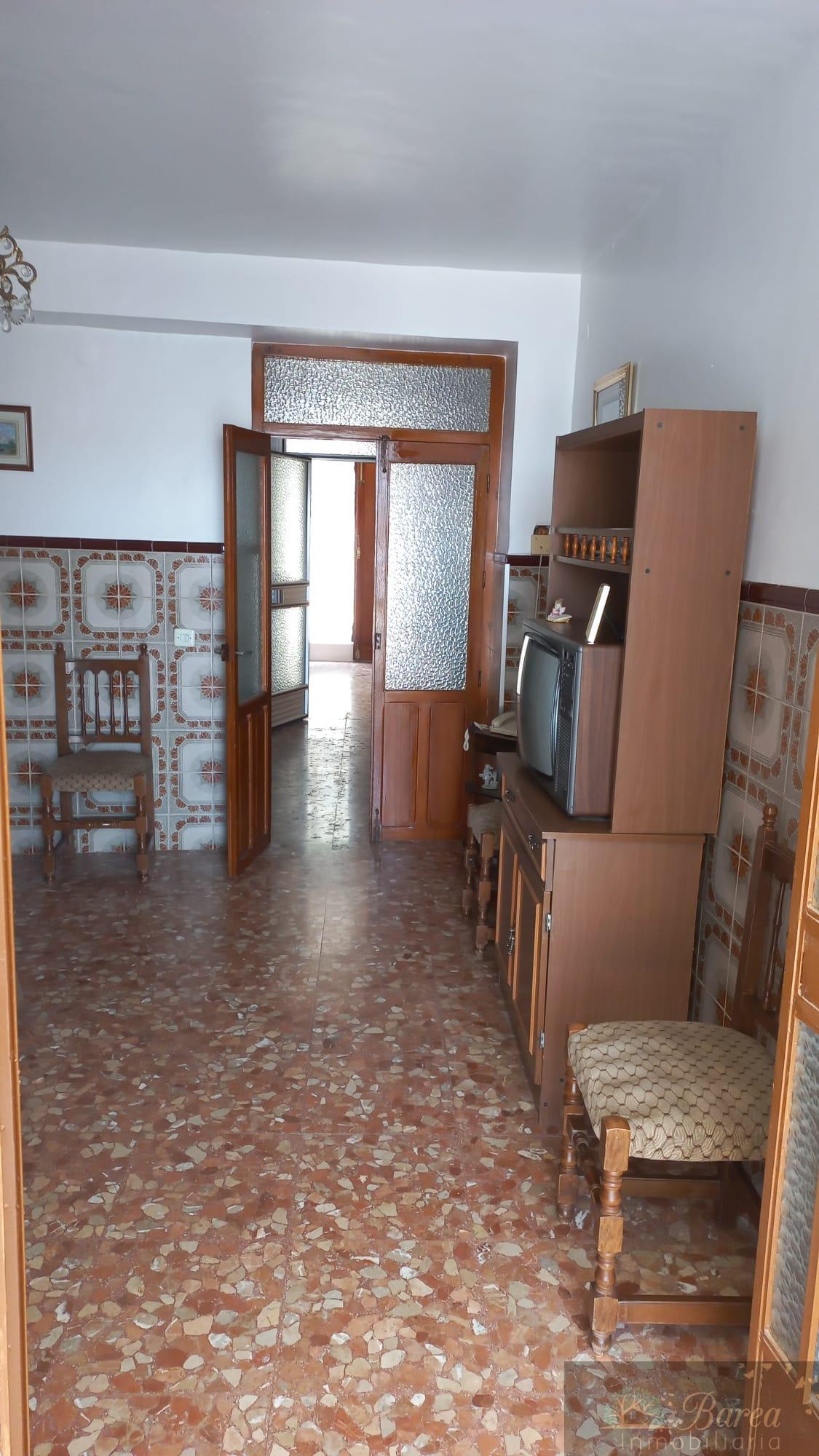 For sale of house in Rute