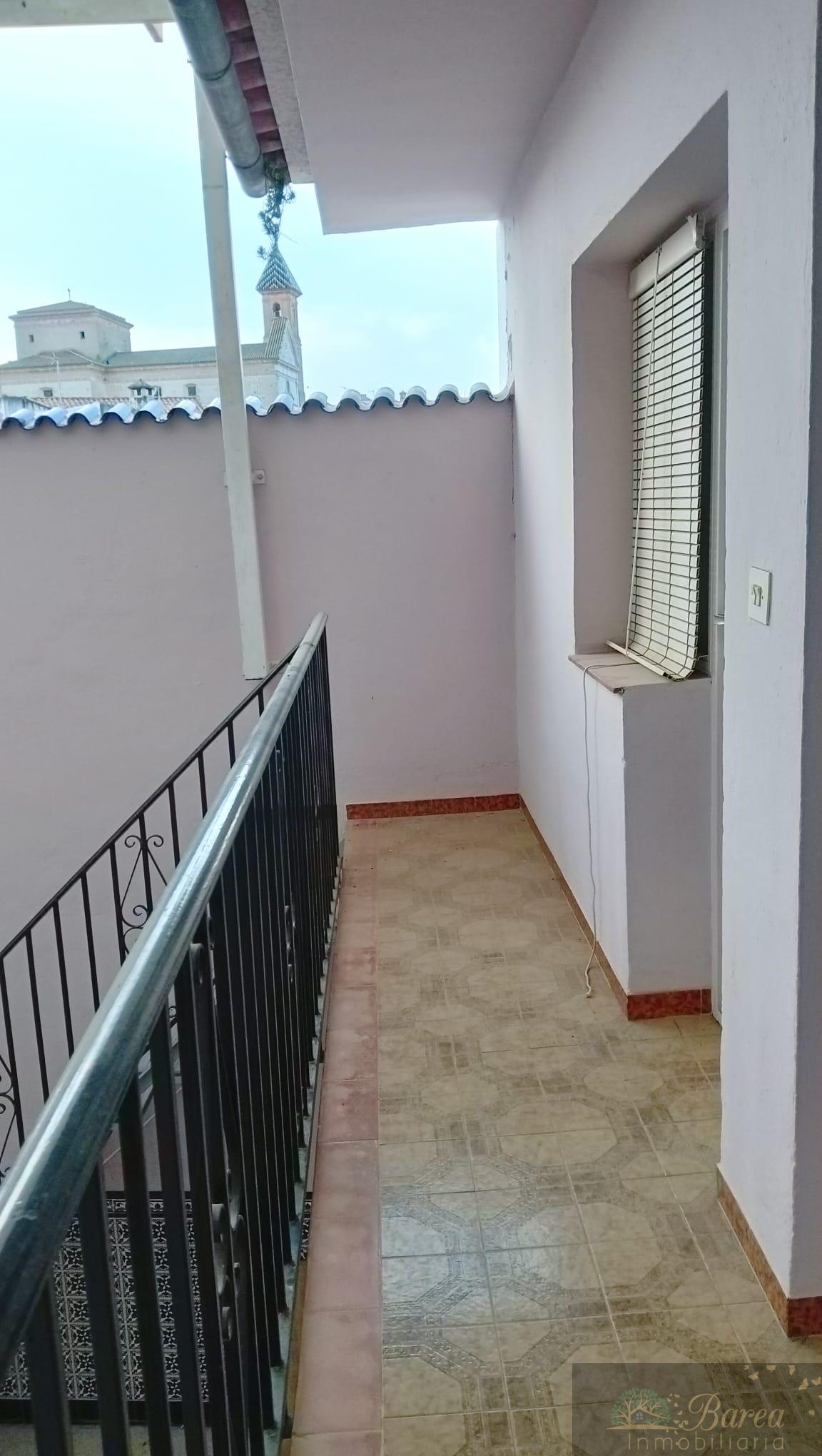 Salgai  etxe  Encinas Reales
