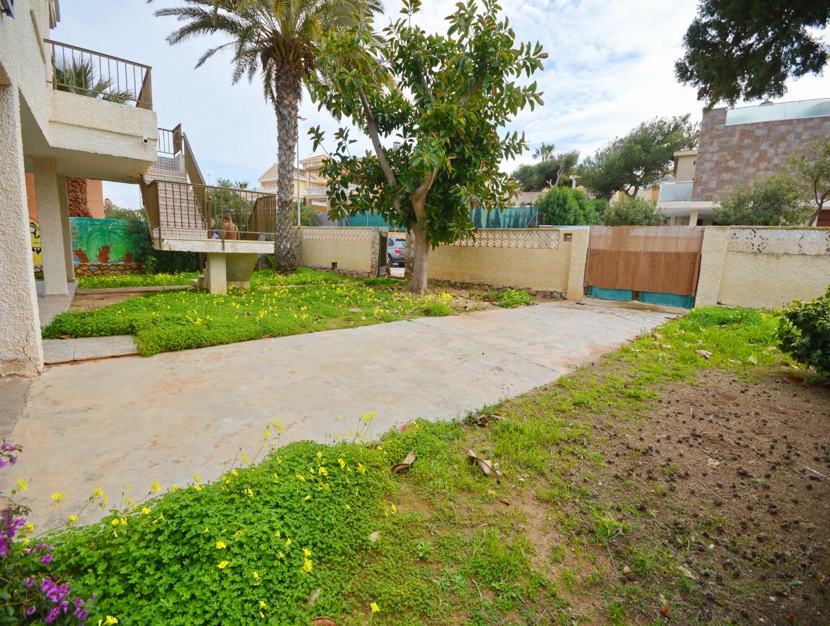 Venta de villa en Orihuela Costa