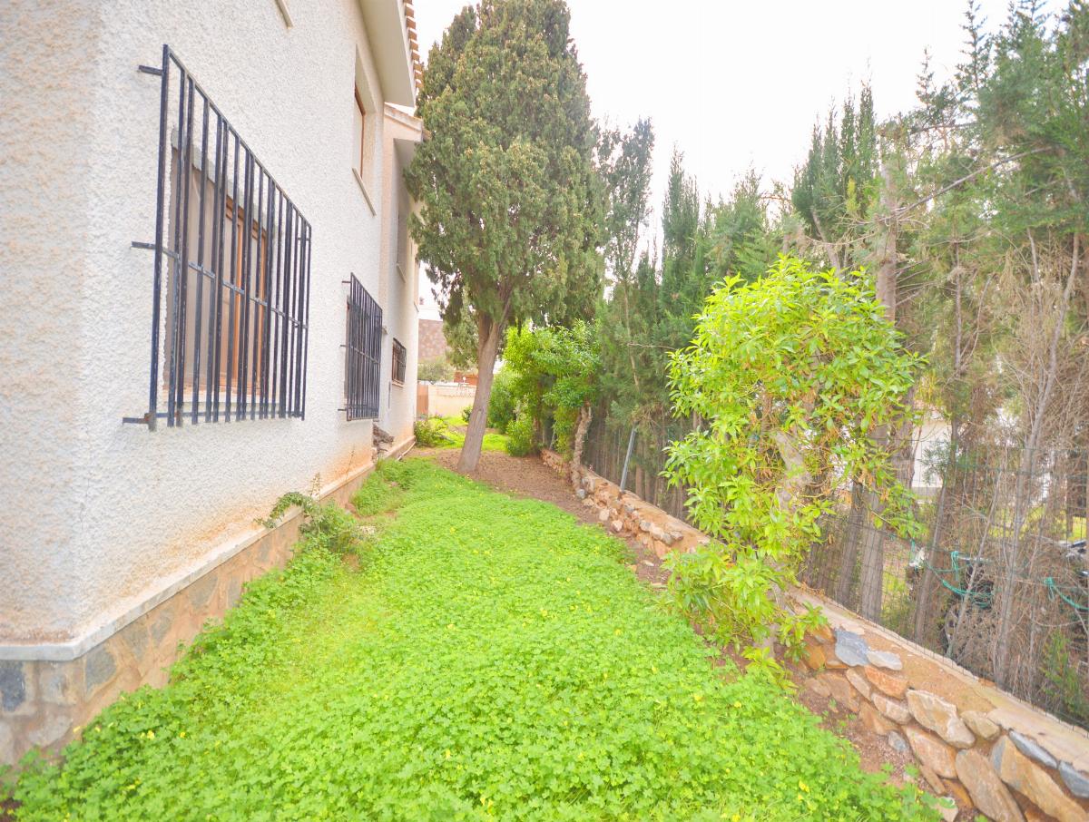 For sale of villa in Orihuela Costa