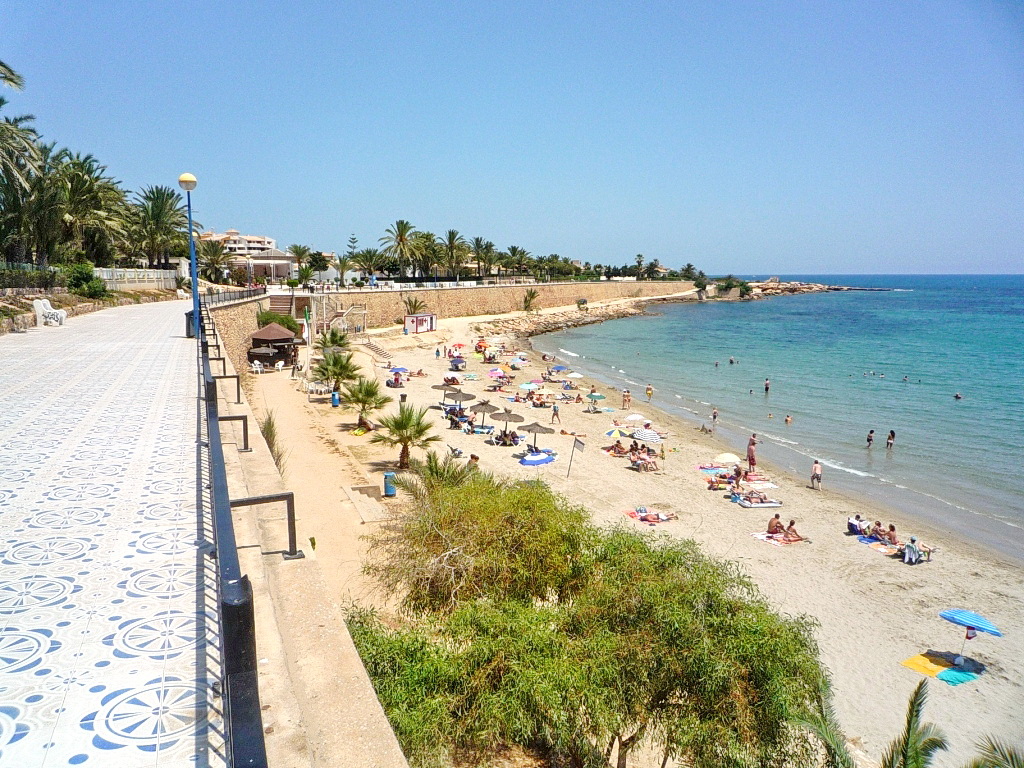 For sale of chalet in Orihuela Costa