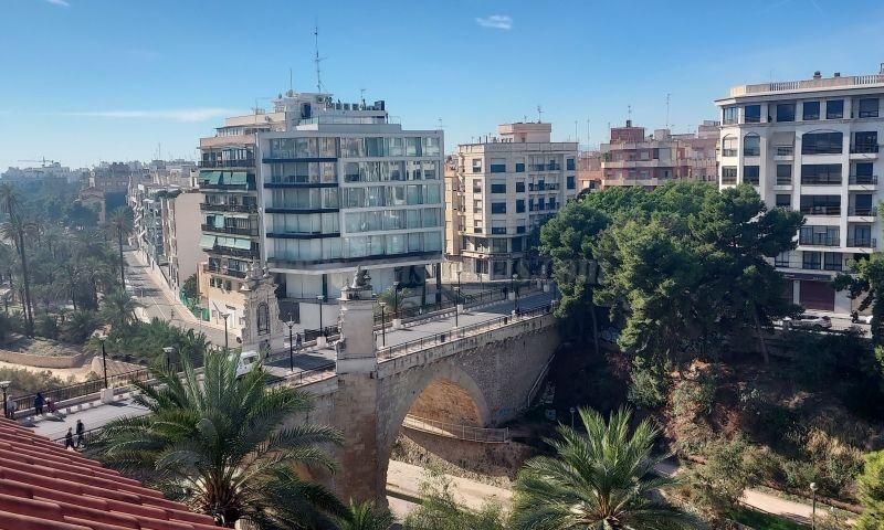 For rent of apartment in Elche
