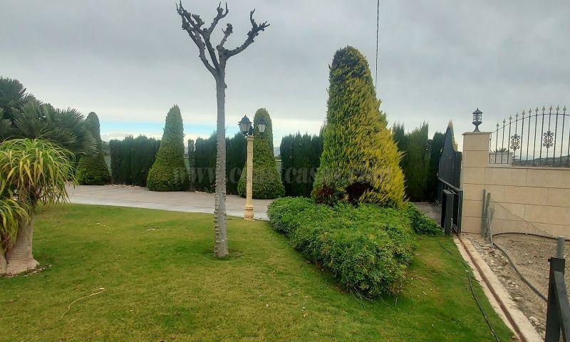 For sale of villa in Hondón De Las Nieves